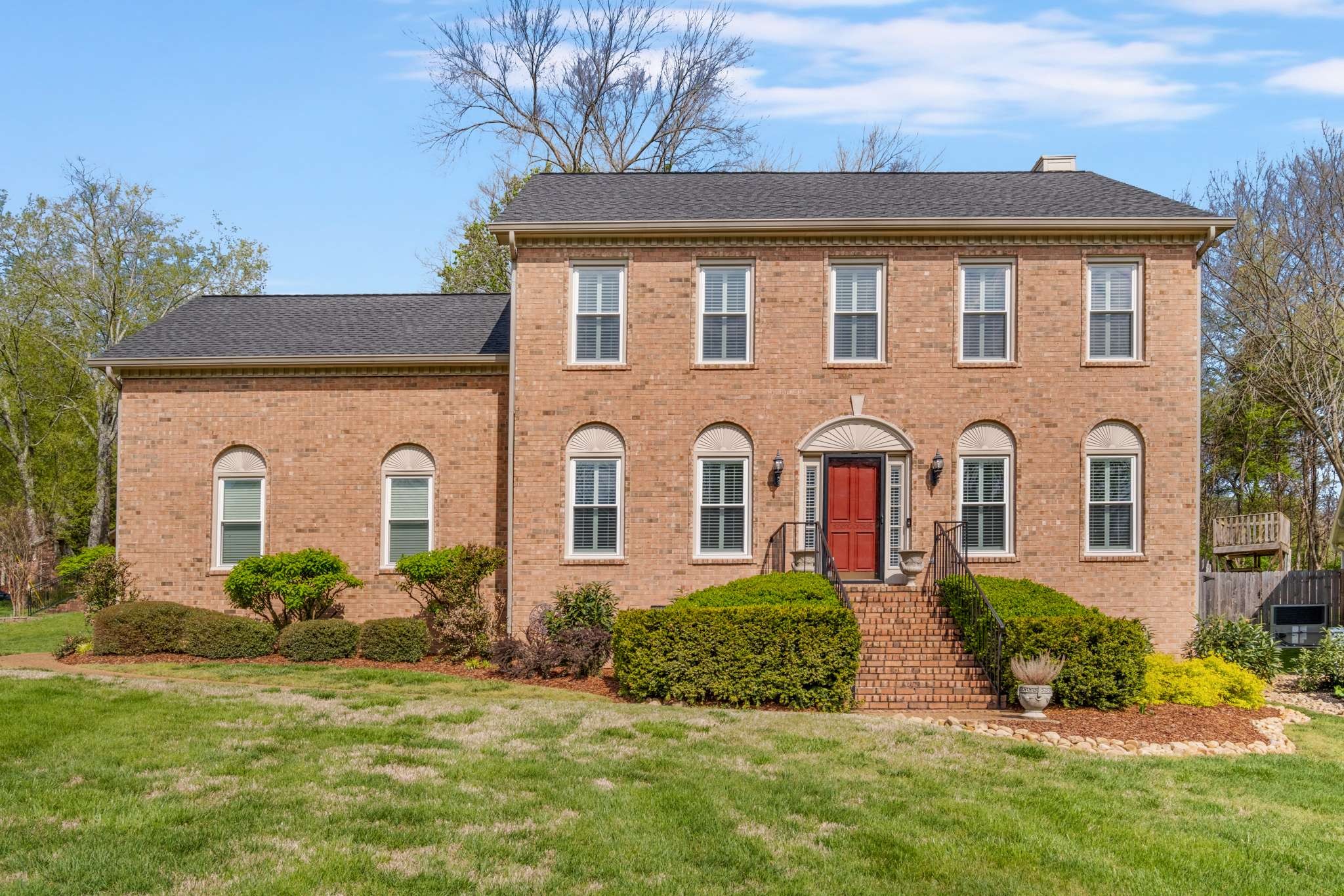 8461 Indian Hills Dr