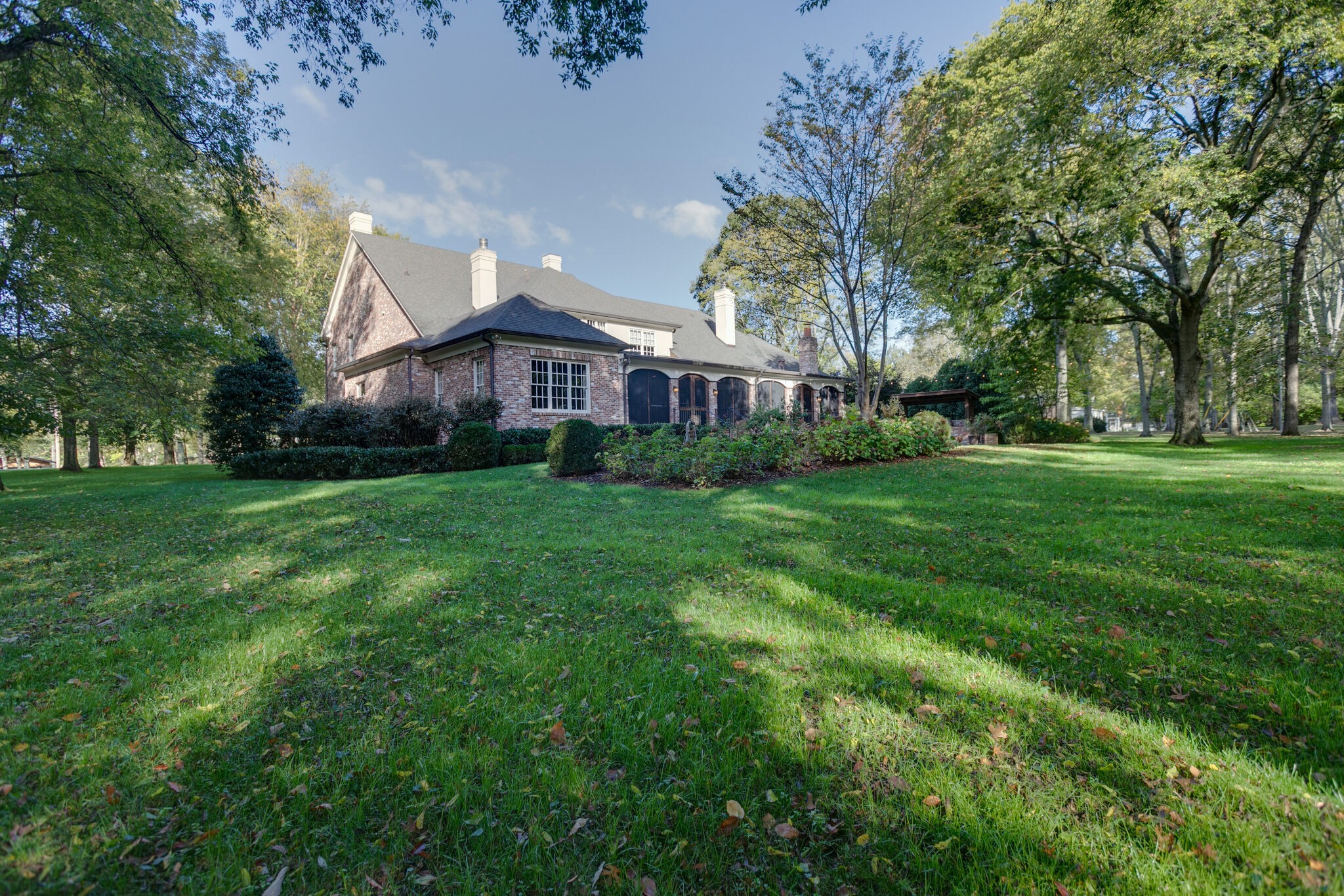 6045 Bresslyn Road