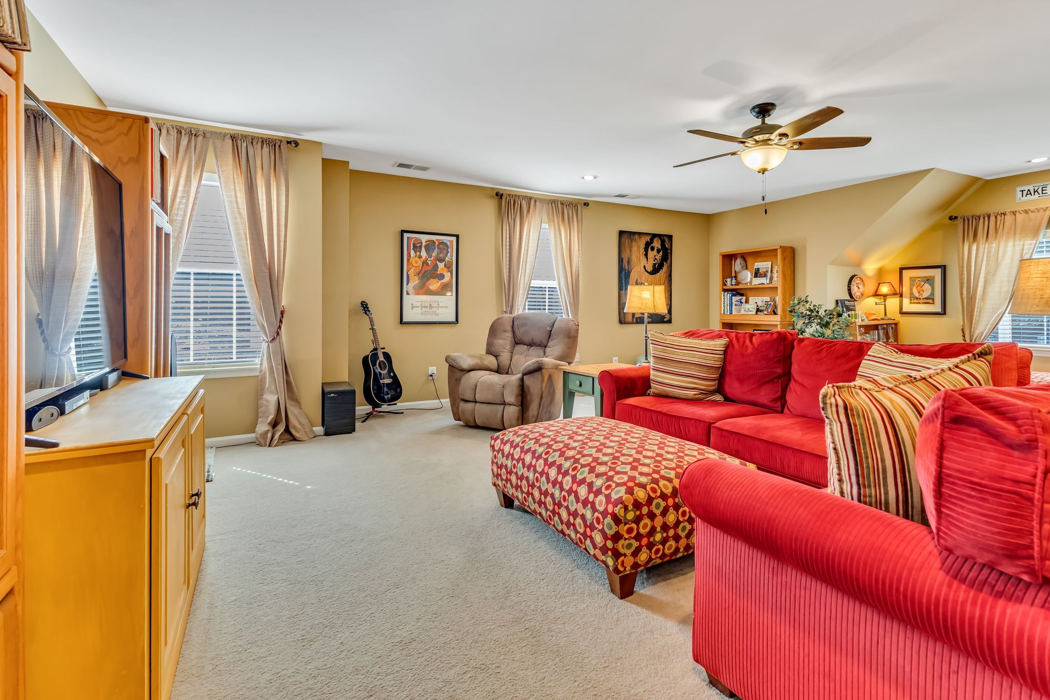 6109 Deerbrook Dr