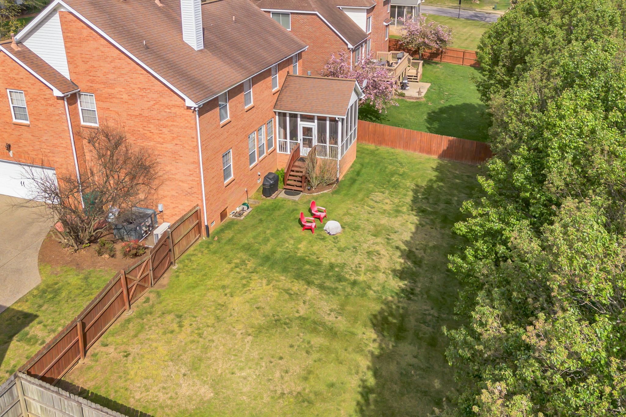 6109 Deerbrook Dr