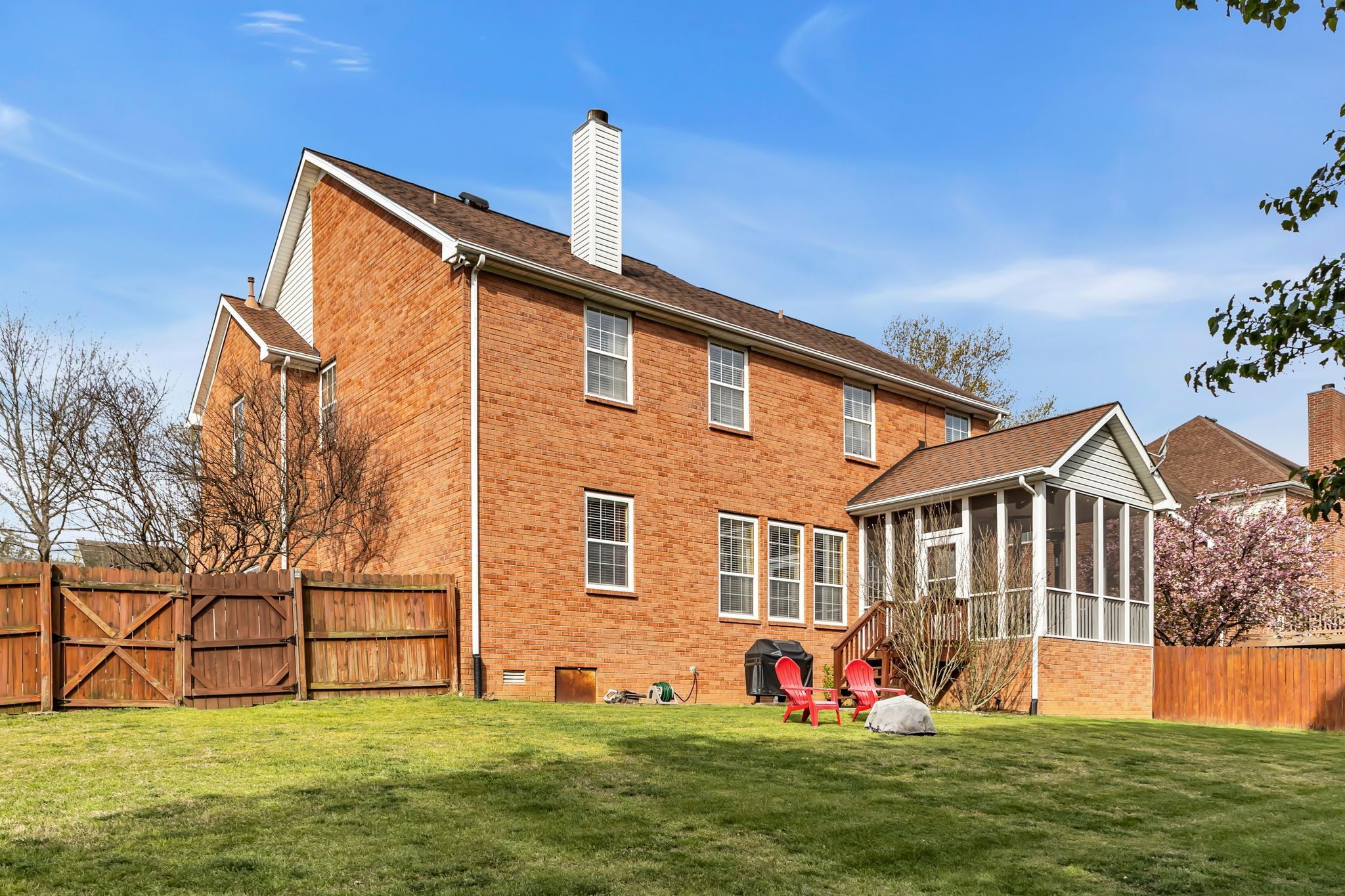 6109 Deerbrook Dr