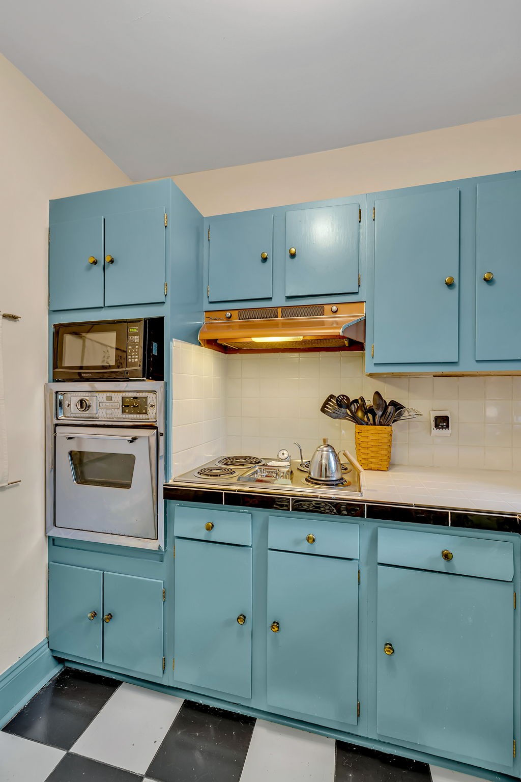 4225 Harding Pike Unit: 205