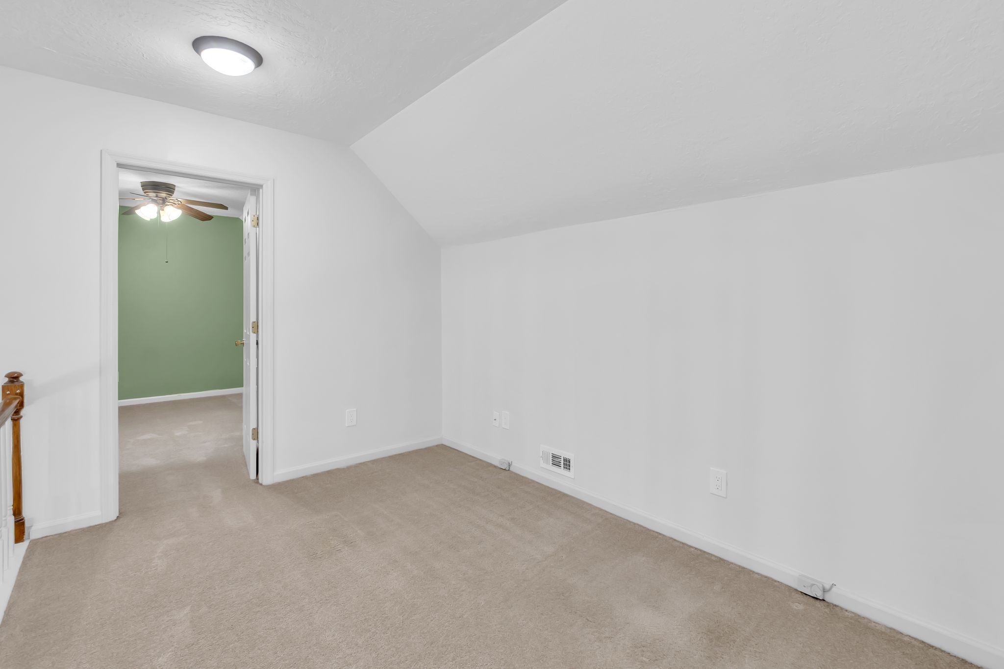 512 Riverview Dr