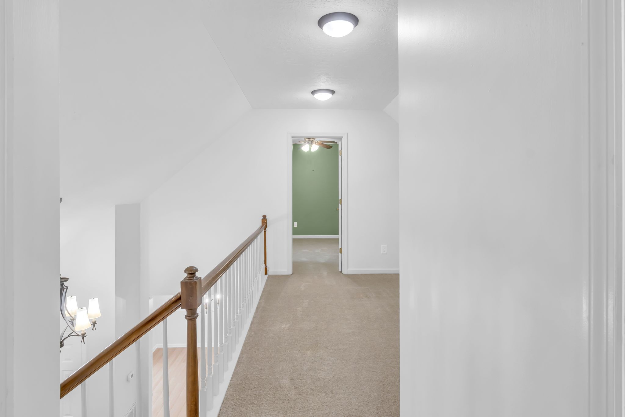 512 Riverview Dr