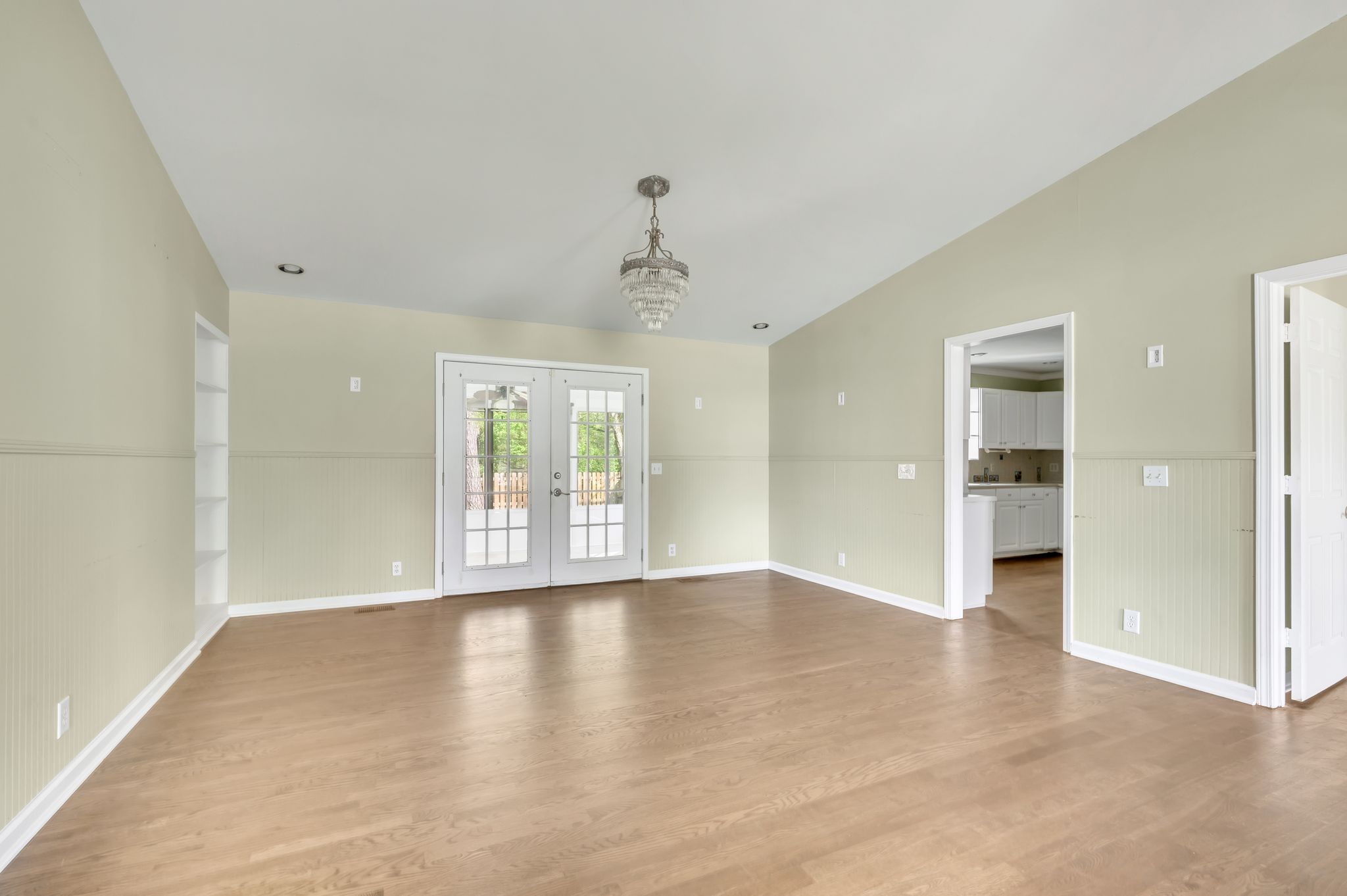 104 Harrow Ct