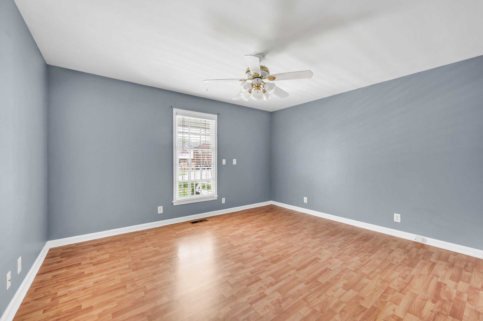 104 Harrow Ct
