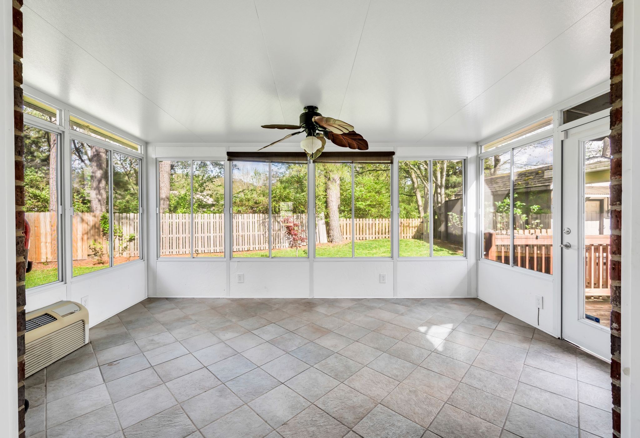 104 Harrow Ct