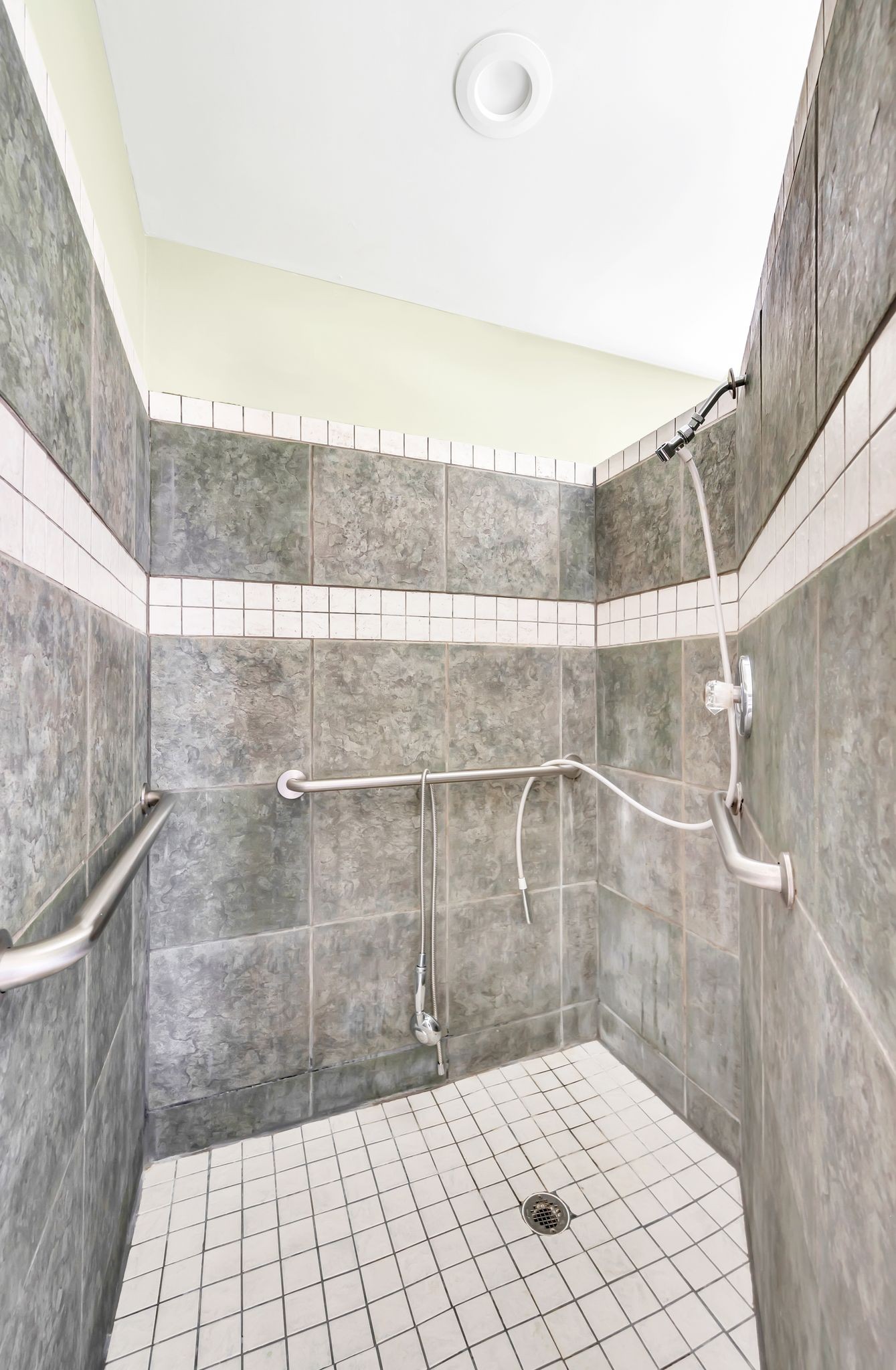 104 Harrow Ct