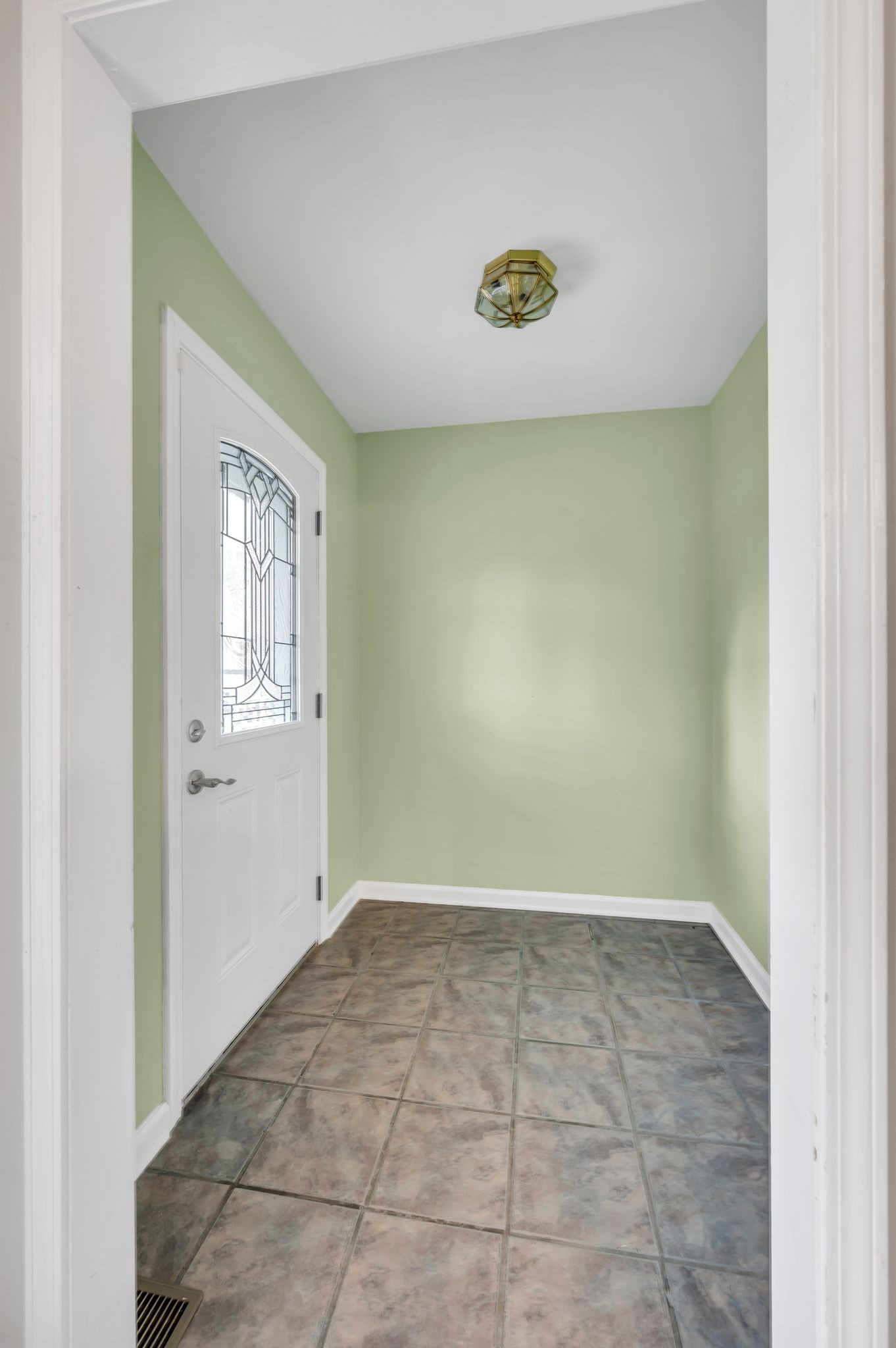 104 Harrow Ct