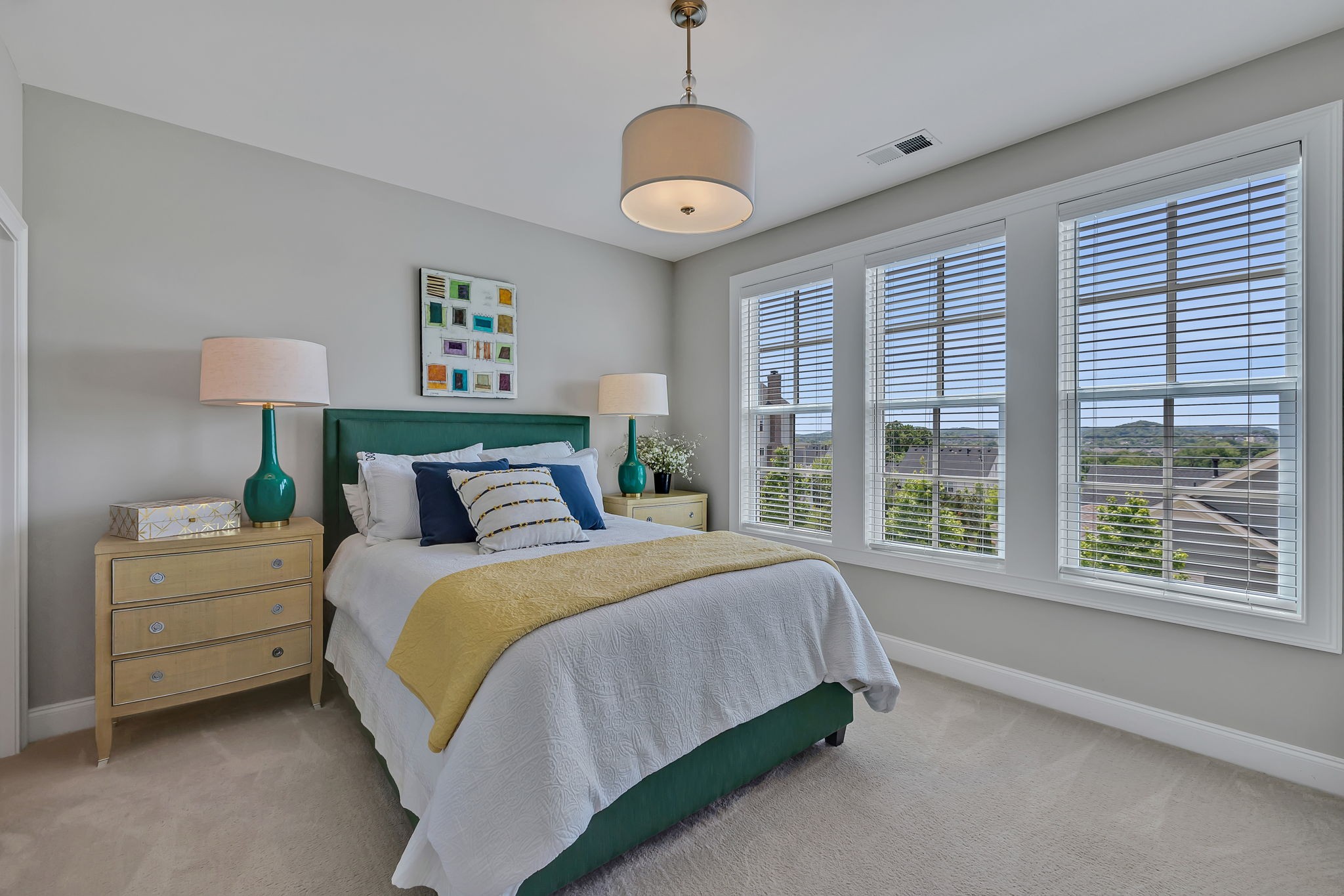 209 Halswelle Dr