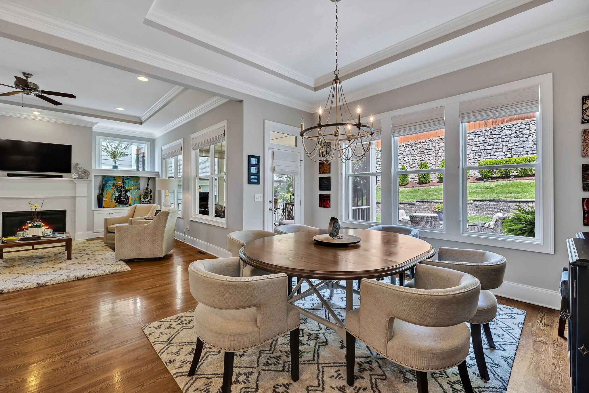 209 Halswelle Dr