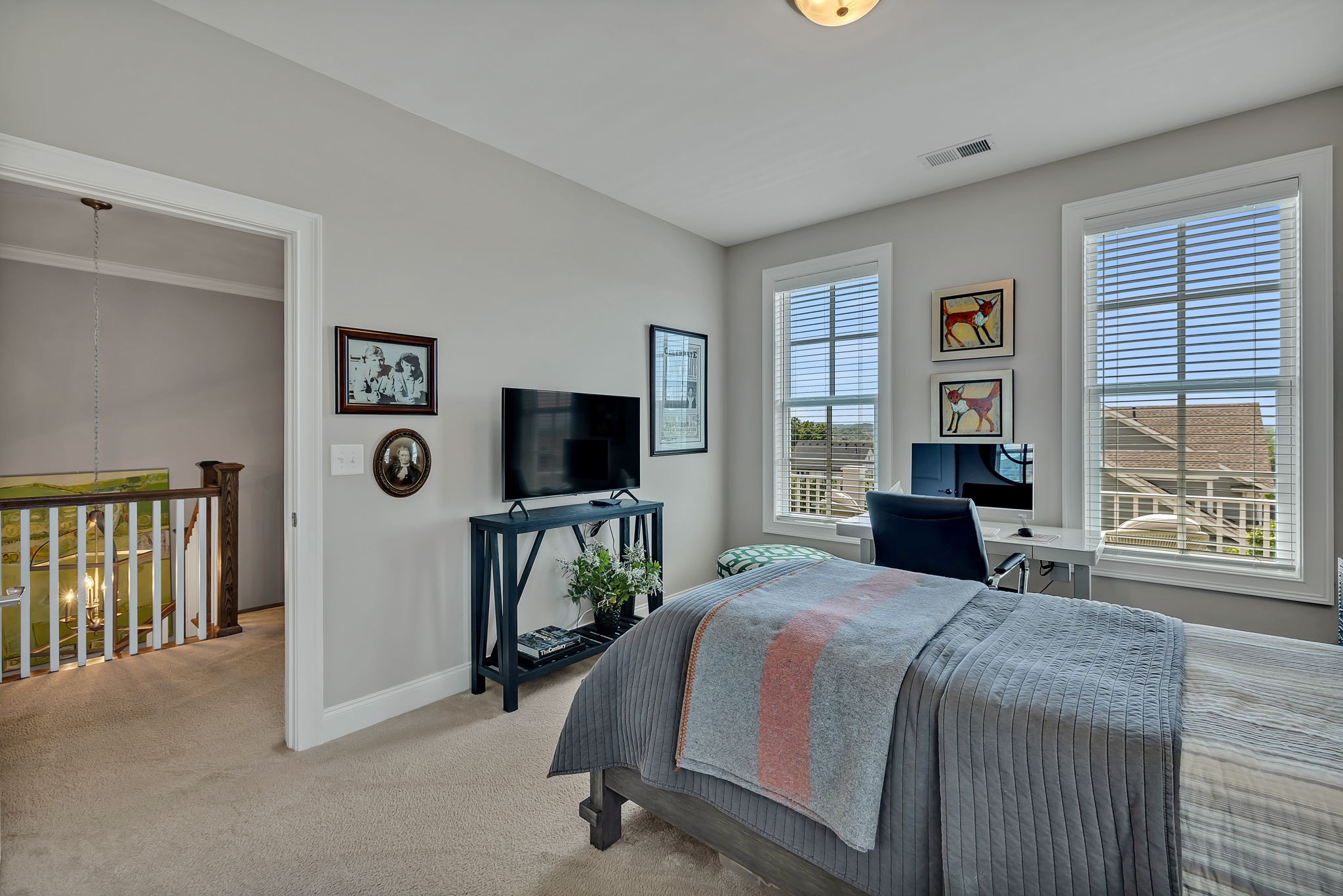 209 Halswelle Dr