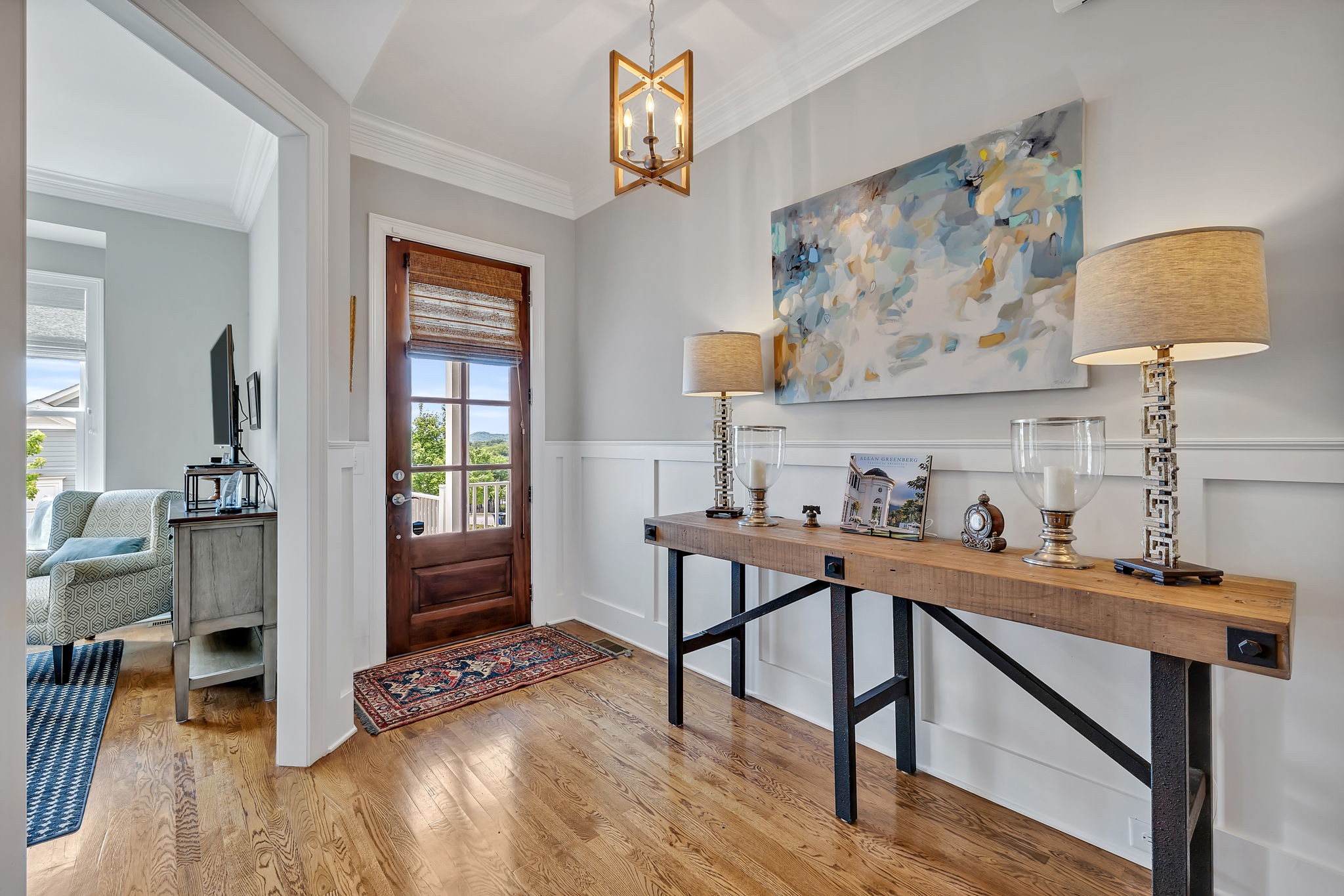 209 Halswelle Dr