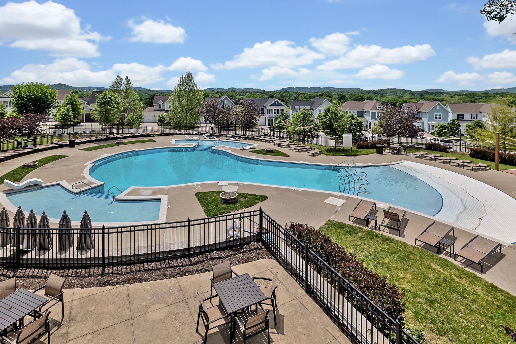 209 Halswelle Dr