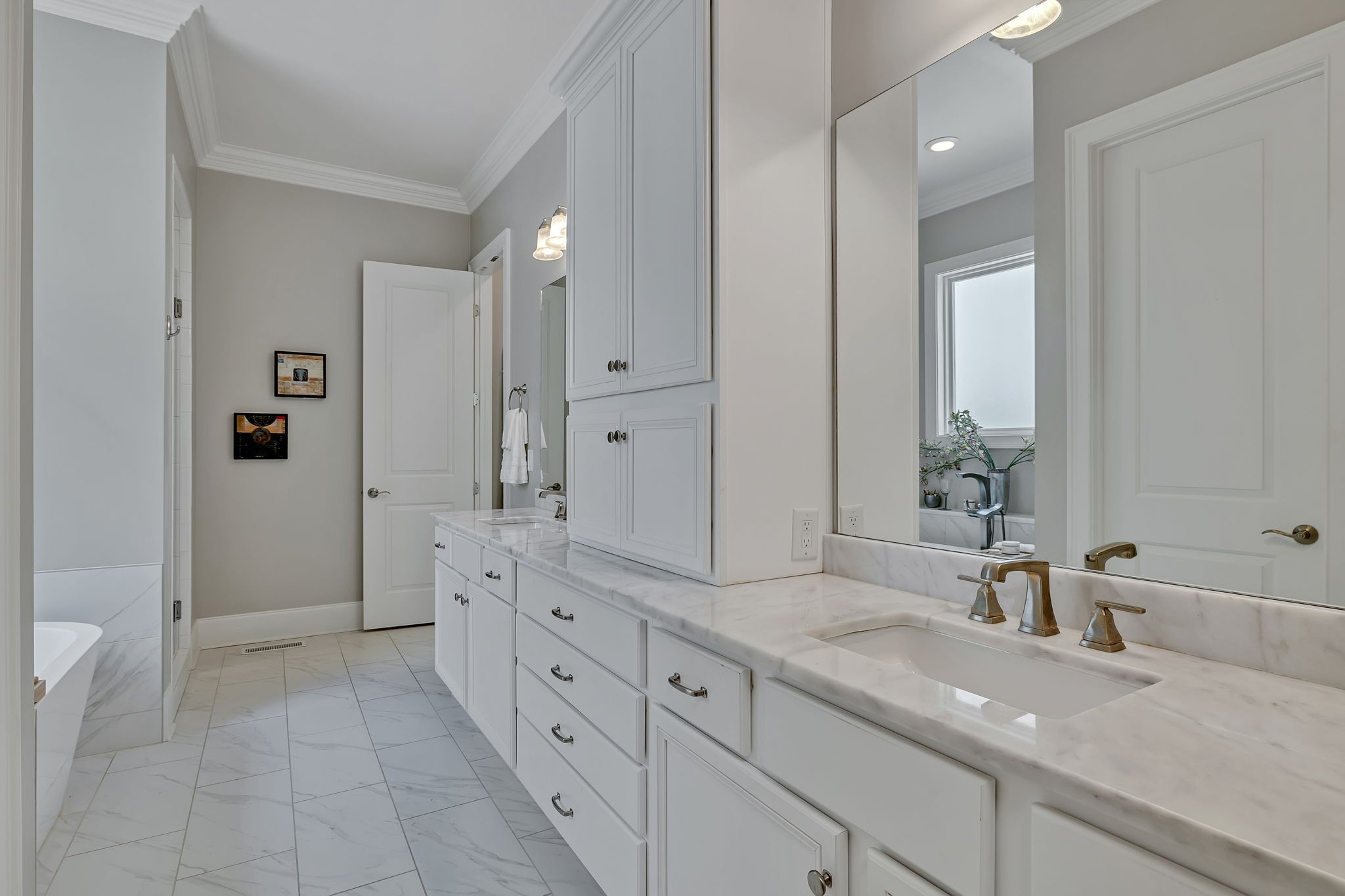 209 Halswelle Dr