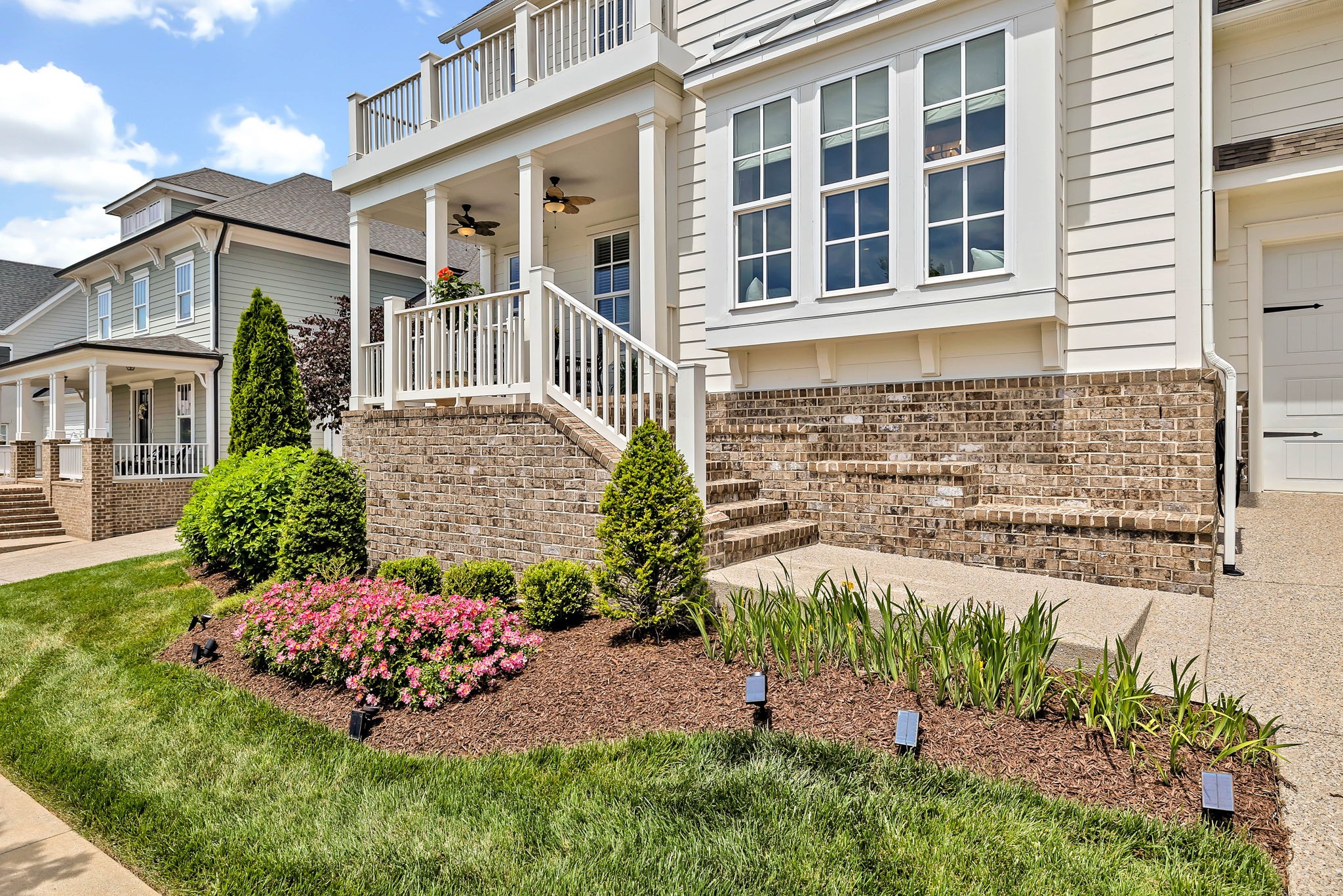 209 Halswelle Dr