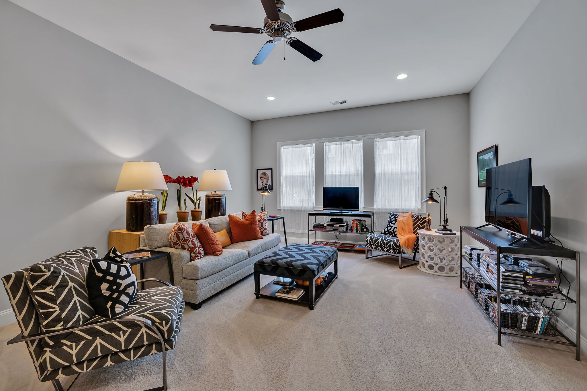 209 Halswelle Dr