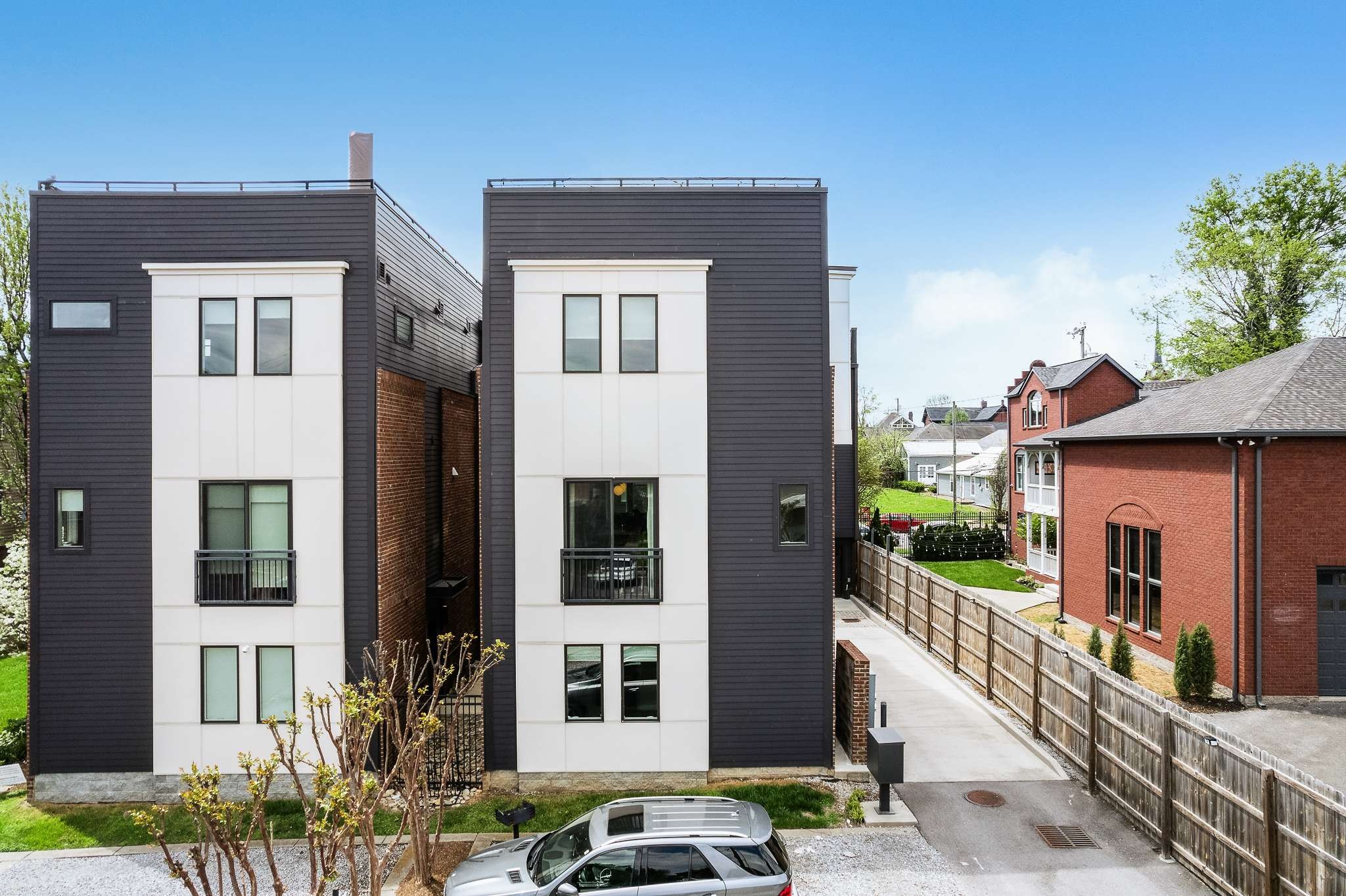 1206 6th Ave, N Unit: 5