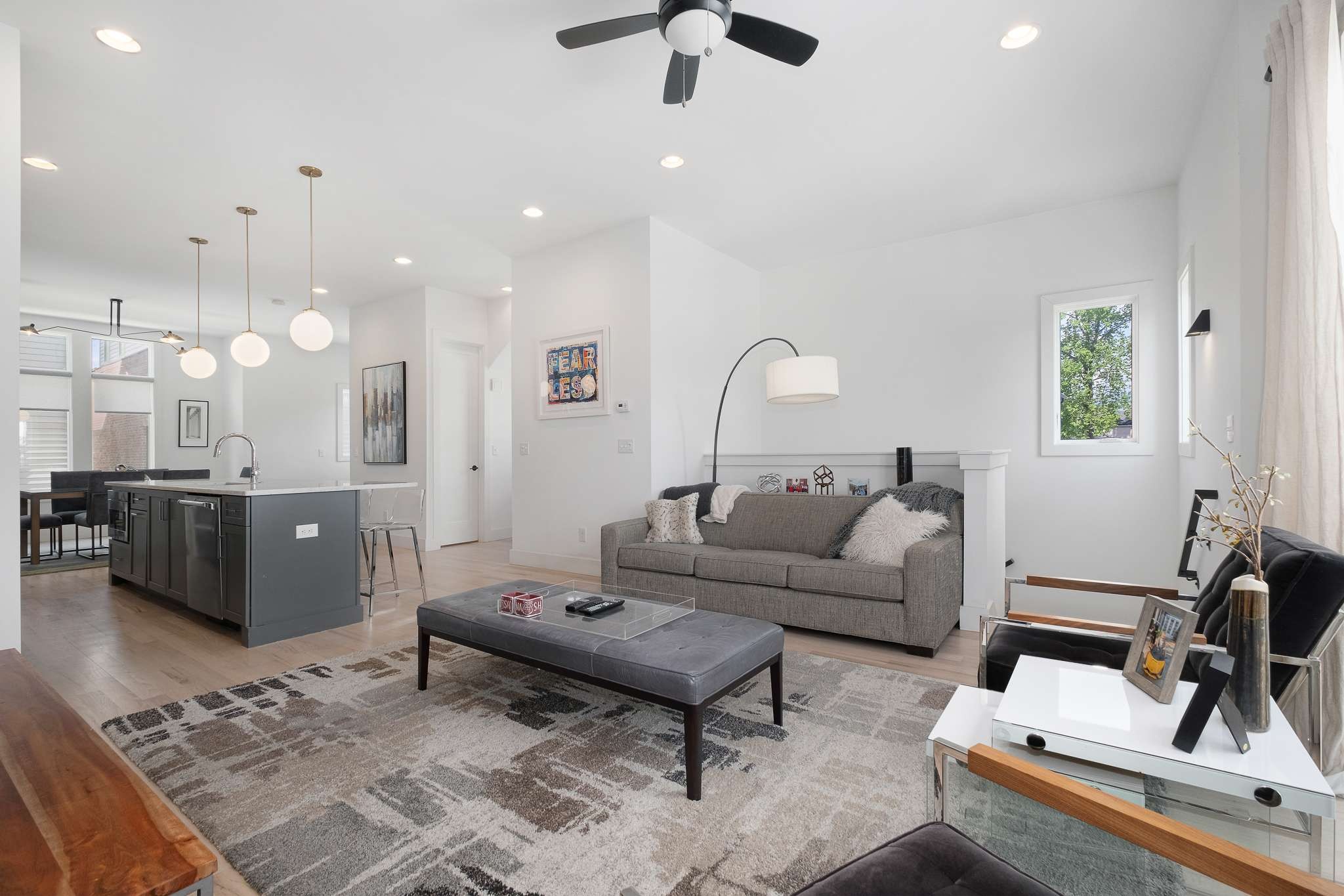 1206 6th Ave, N Unit: 5