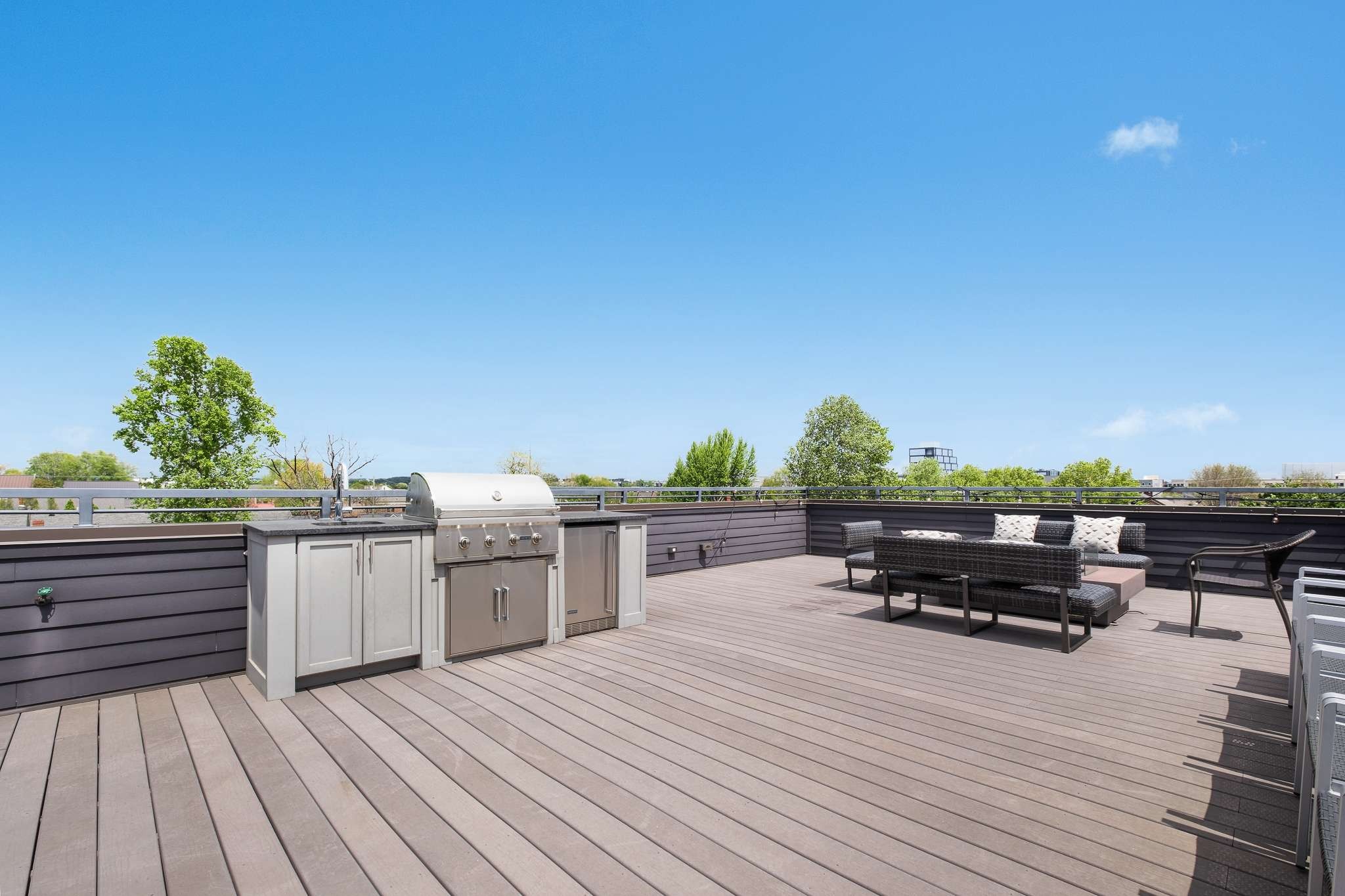 1206 6th Ave, N Unit: 5