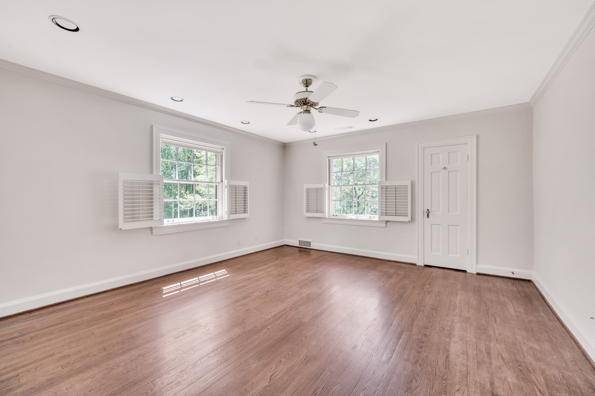 3518 Woodmont Blvd