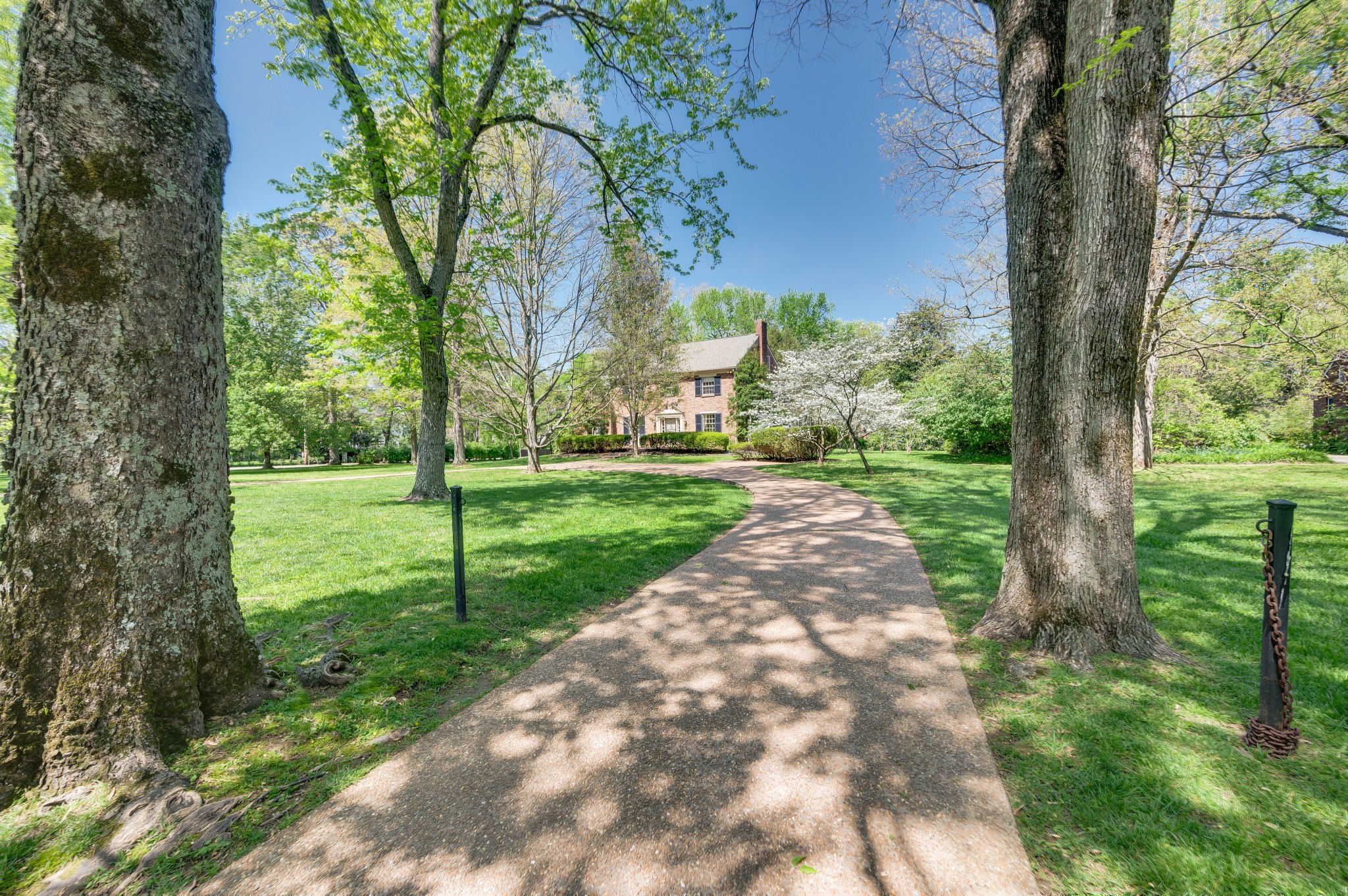 3518 Woodmont Blvd