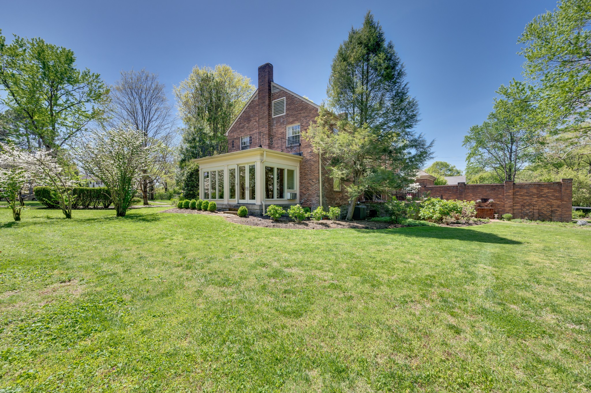 3518 Woodmont Blvd