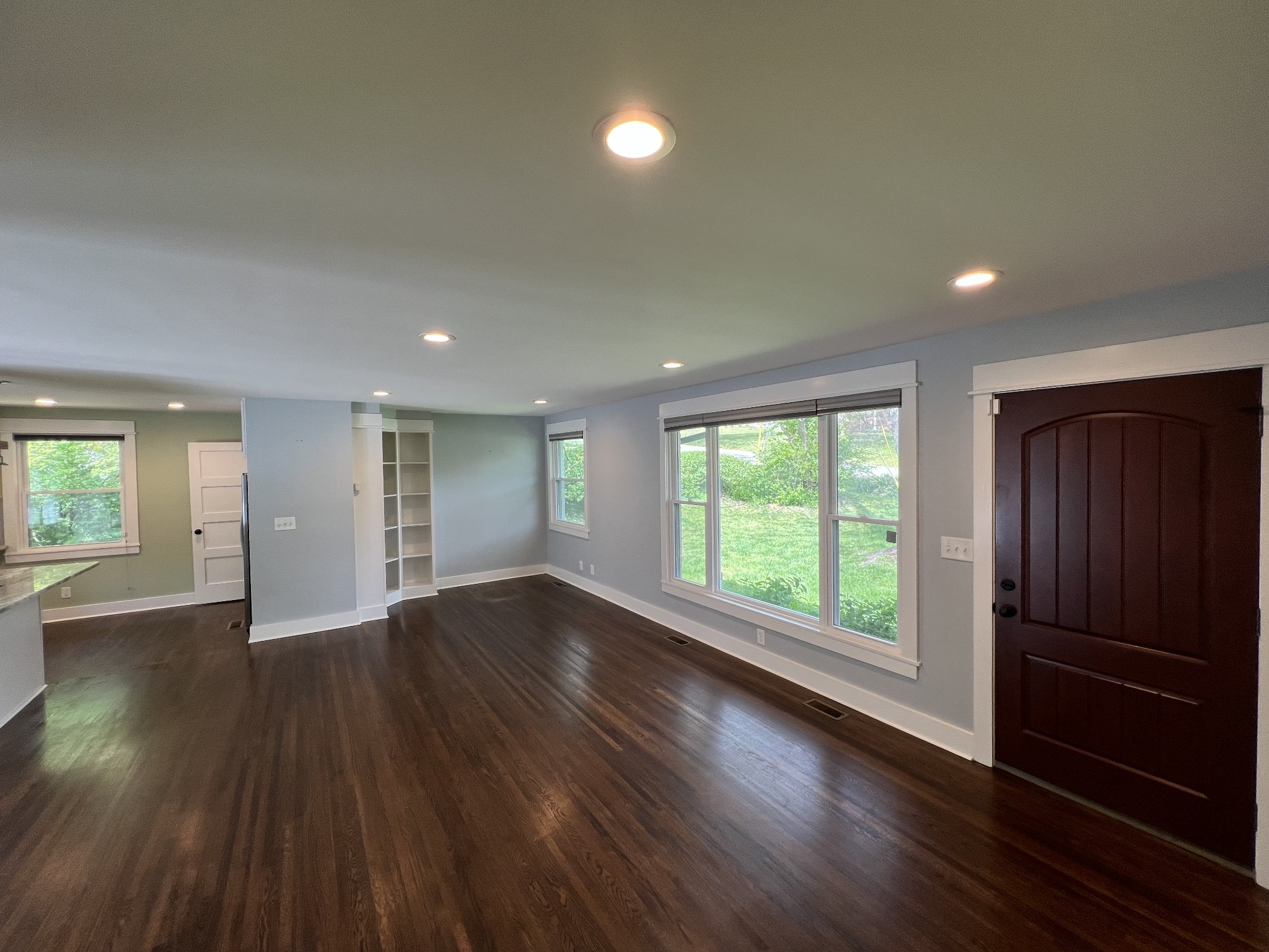 5023 Manuel Dr
