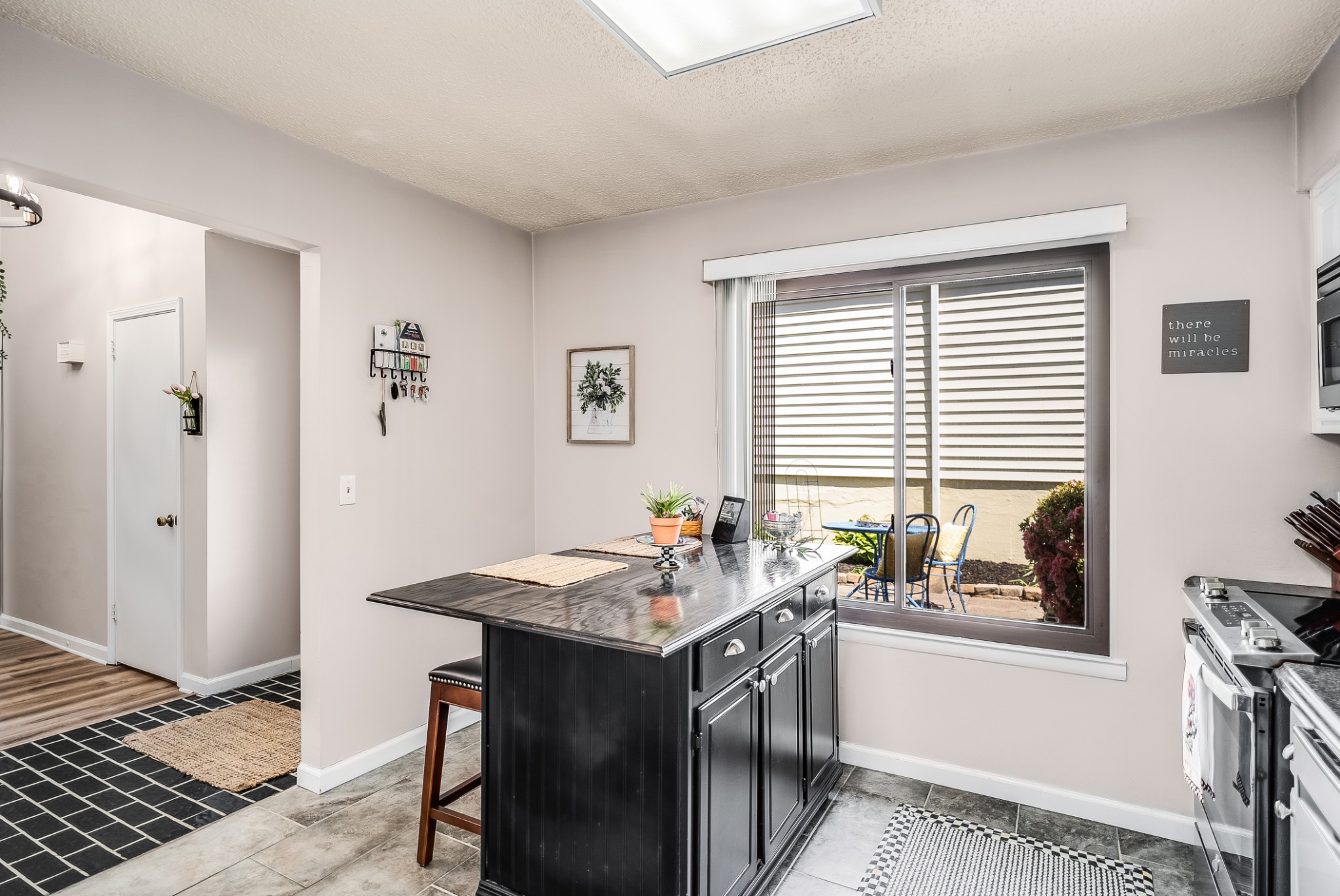 4803 Quail Hollow Dr