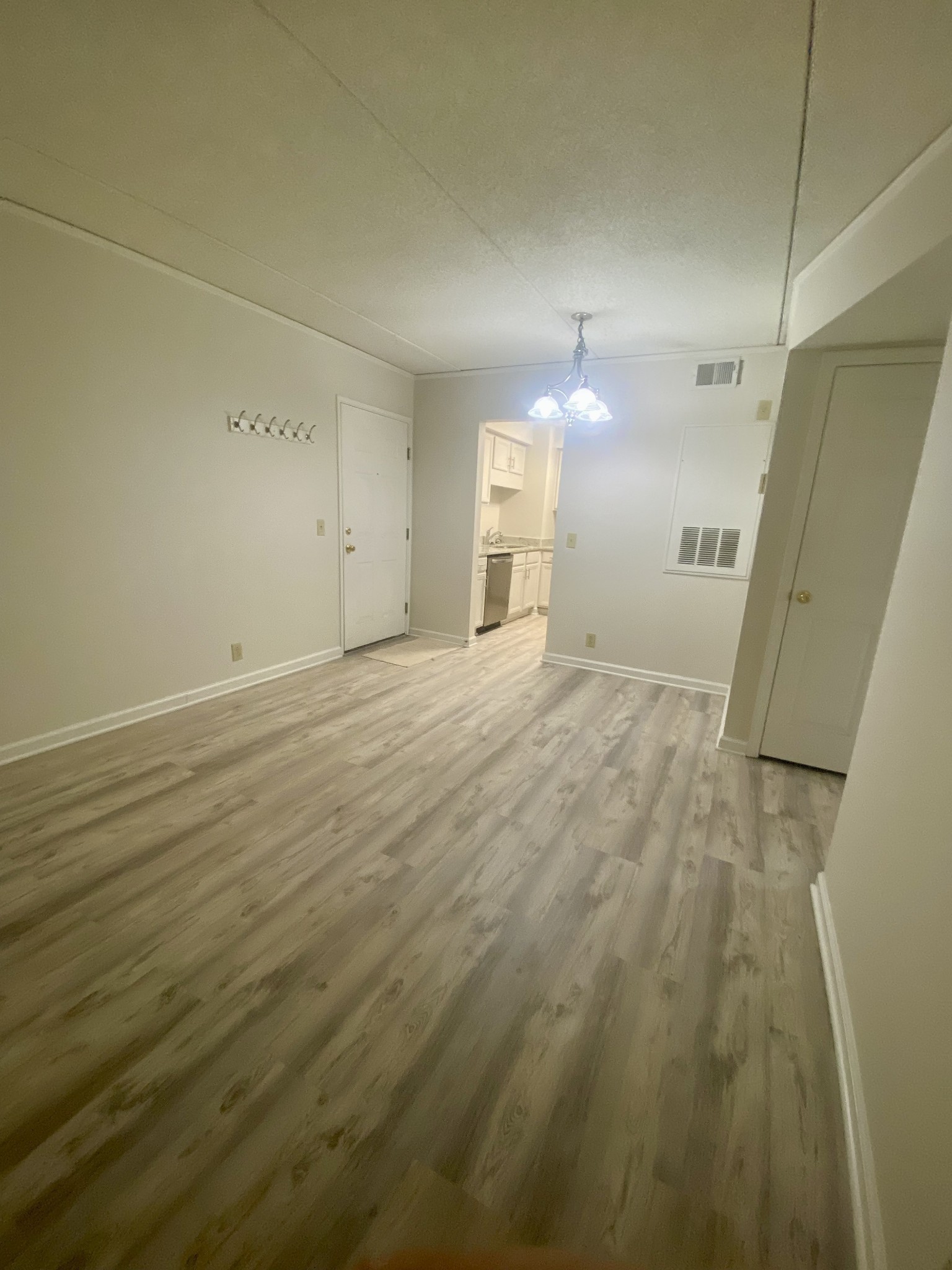 2325 Elliston Pl Unit: 303