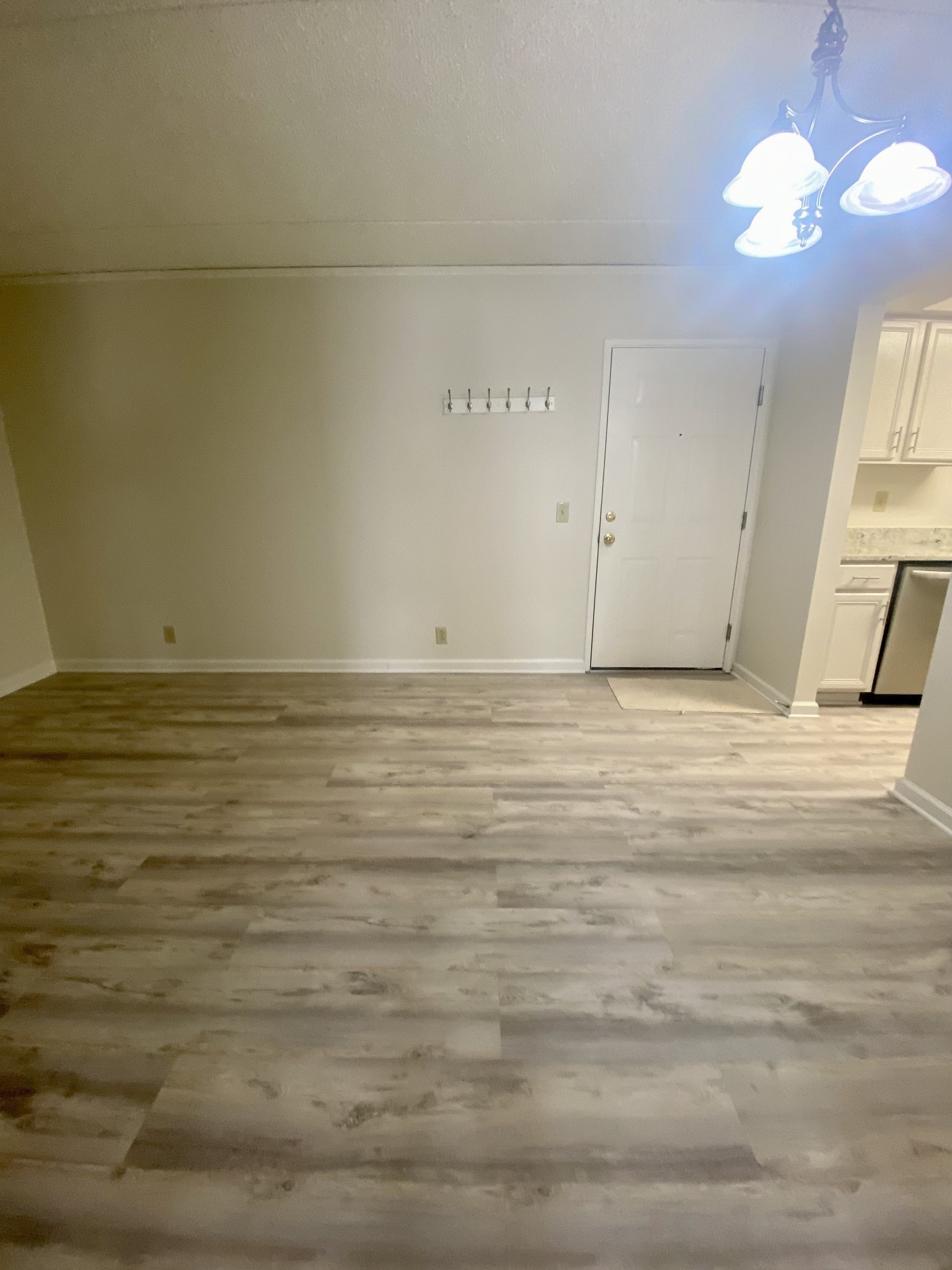 2325 Elliston Pl Unit: 303