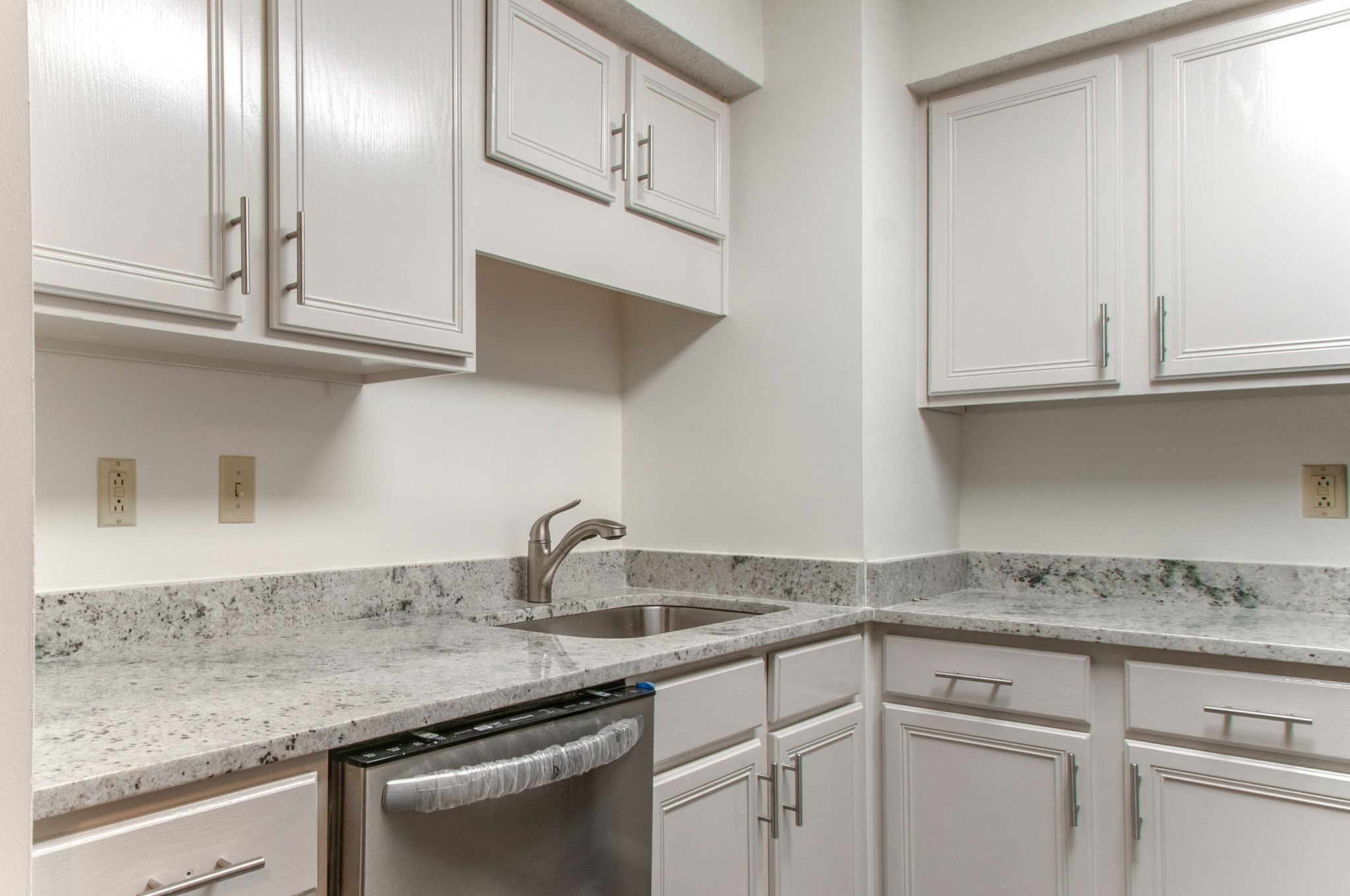 2325 Elliston Pl Unit: 303