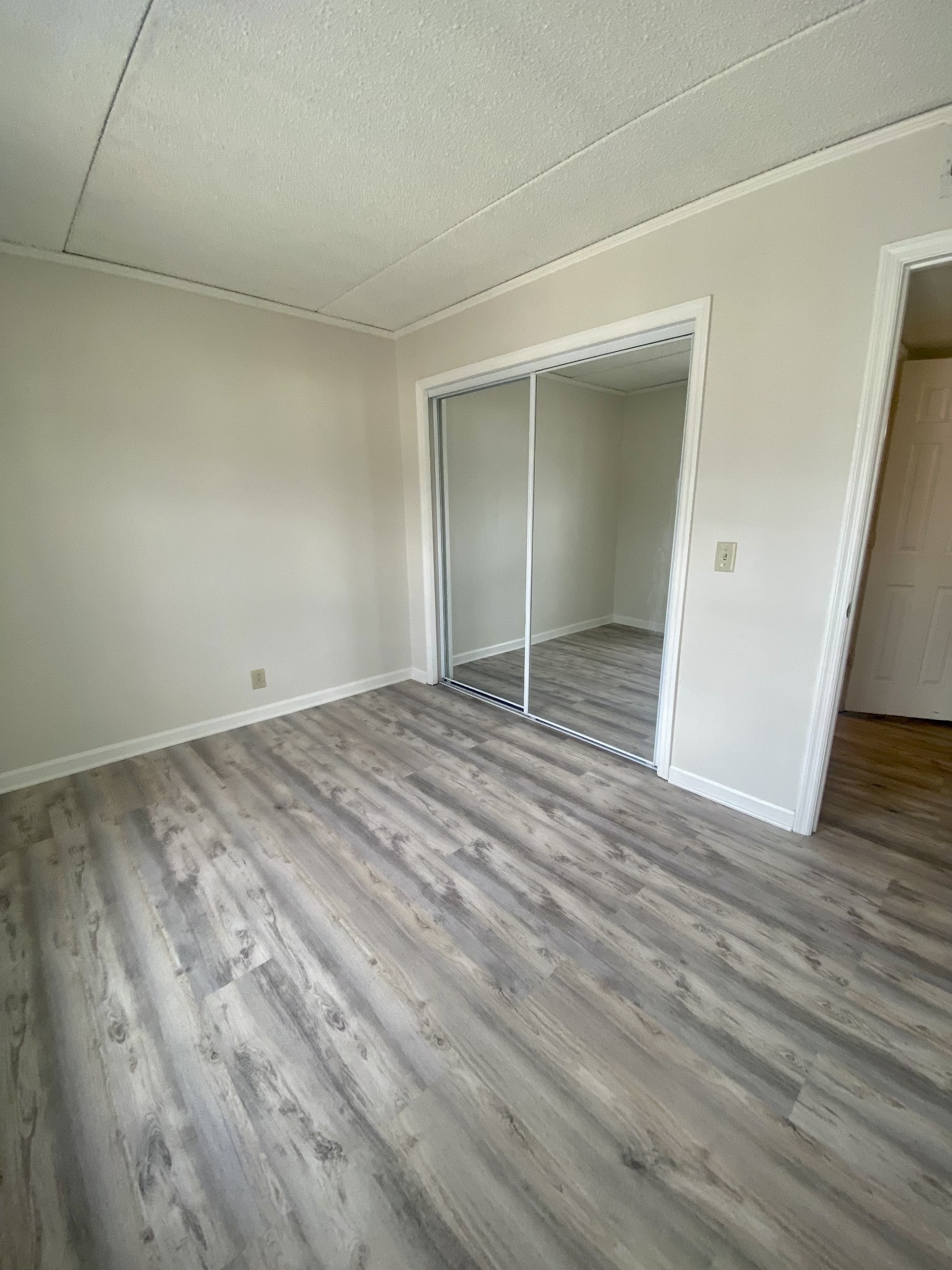 2325 Elliston Pl Unit: 303