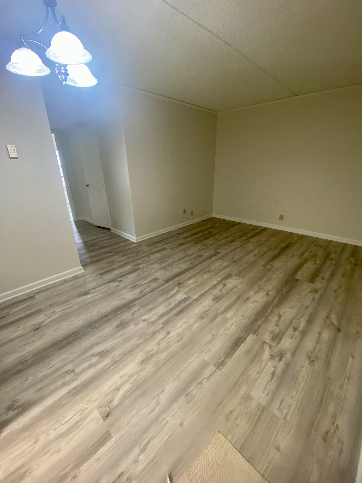 2325 Elliston Pl Unit: 303