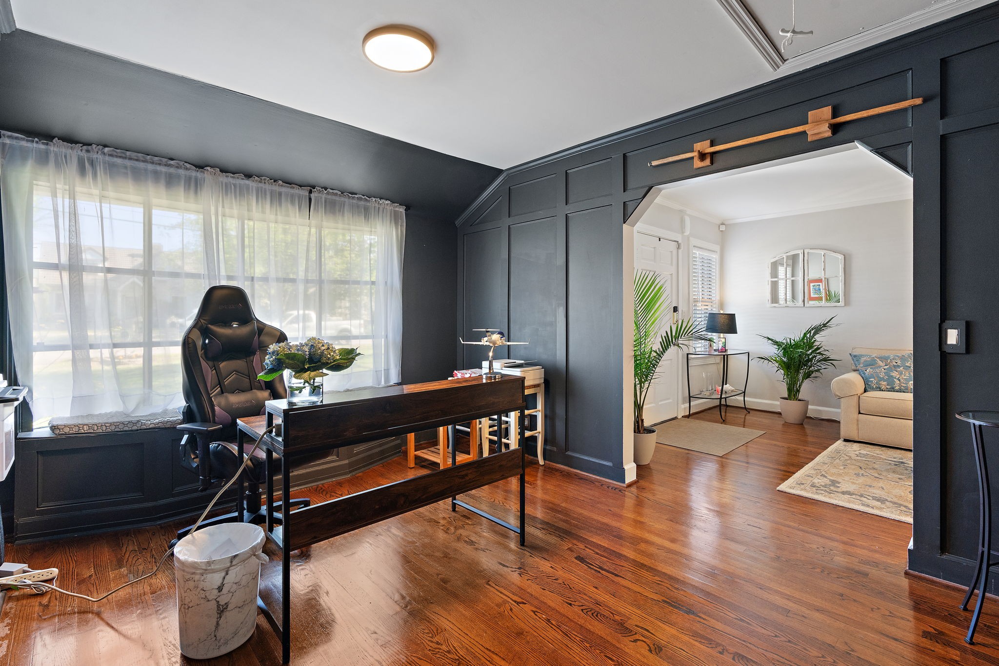 3803 Dartmouth Ave