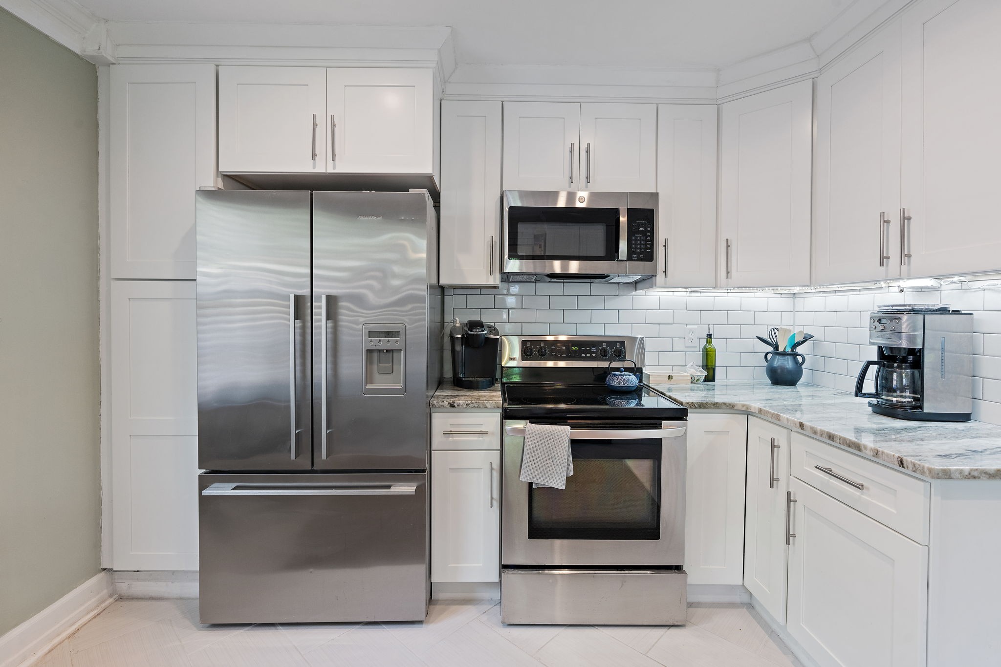 3803 Dartmouth Ave