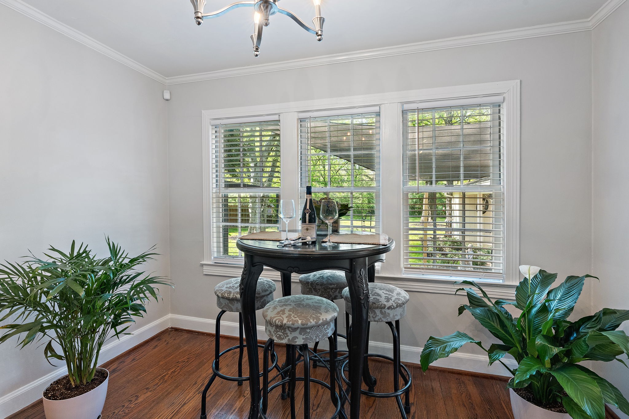 3803 Dartmouth Ave