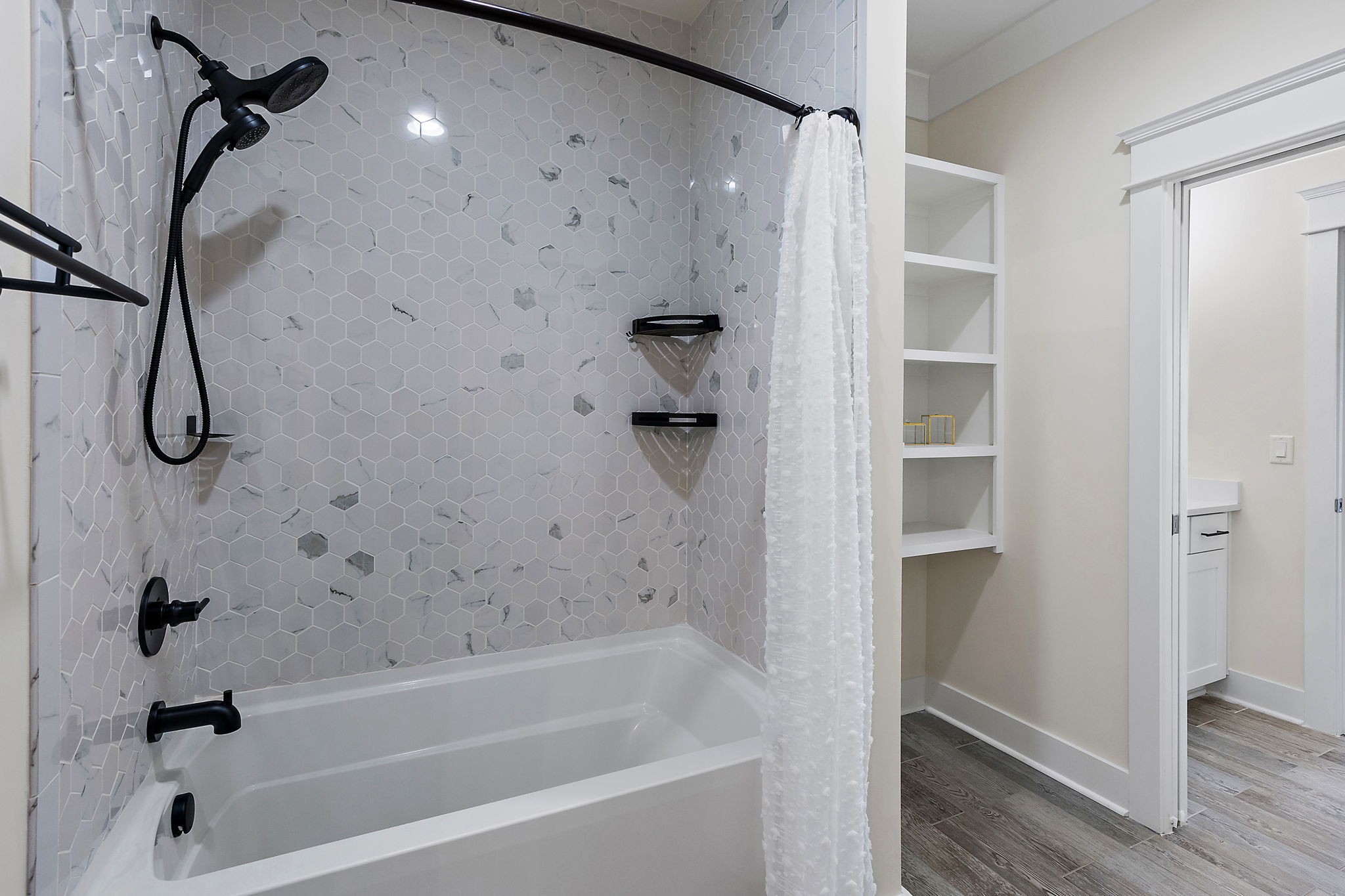 3131 Parthenon Ave Unit: C