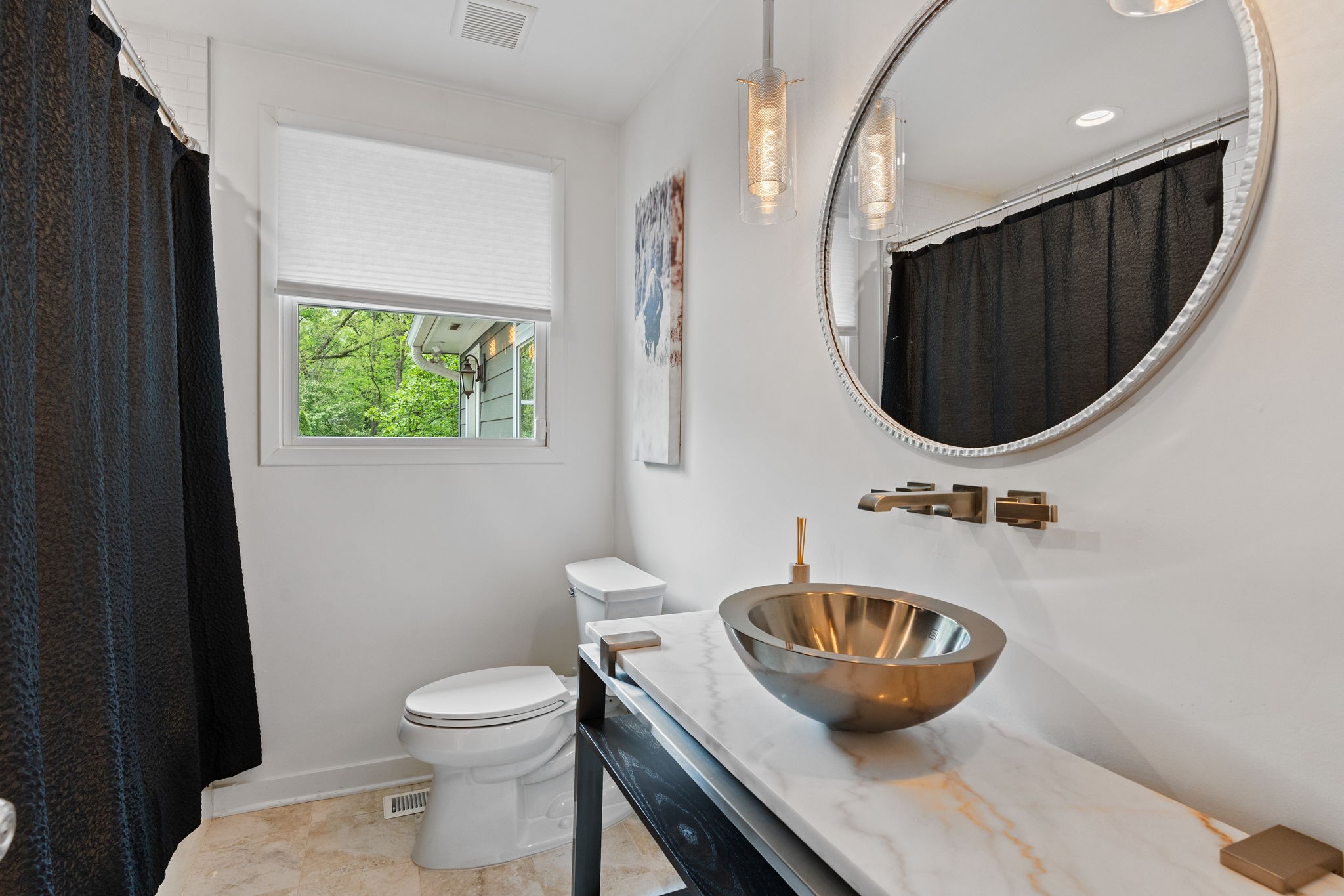 1004 Hickory Hollow Rd