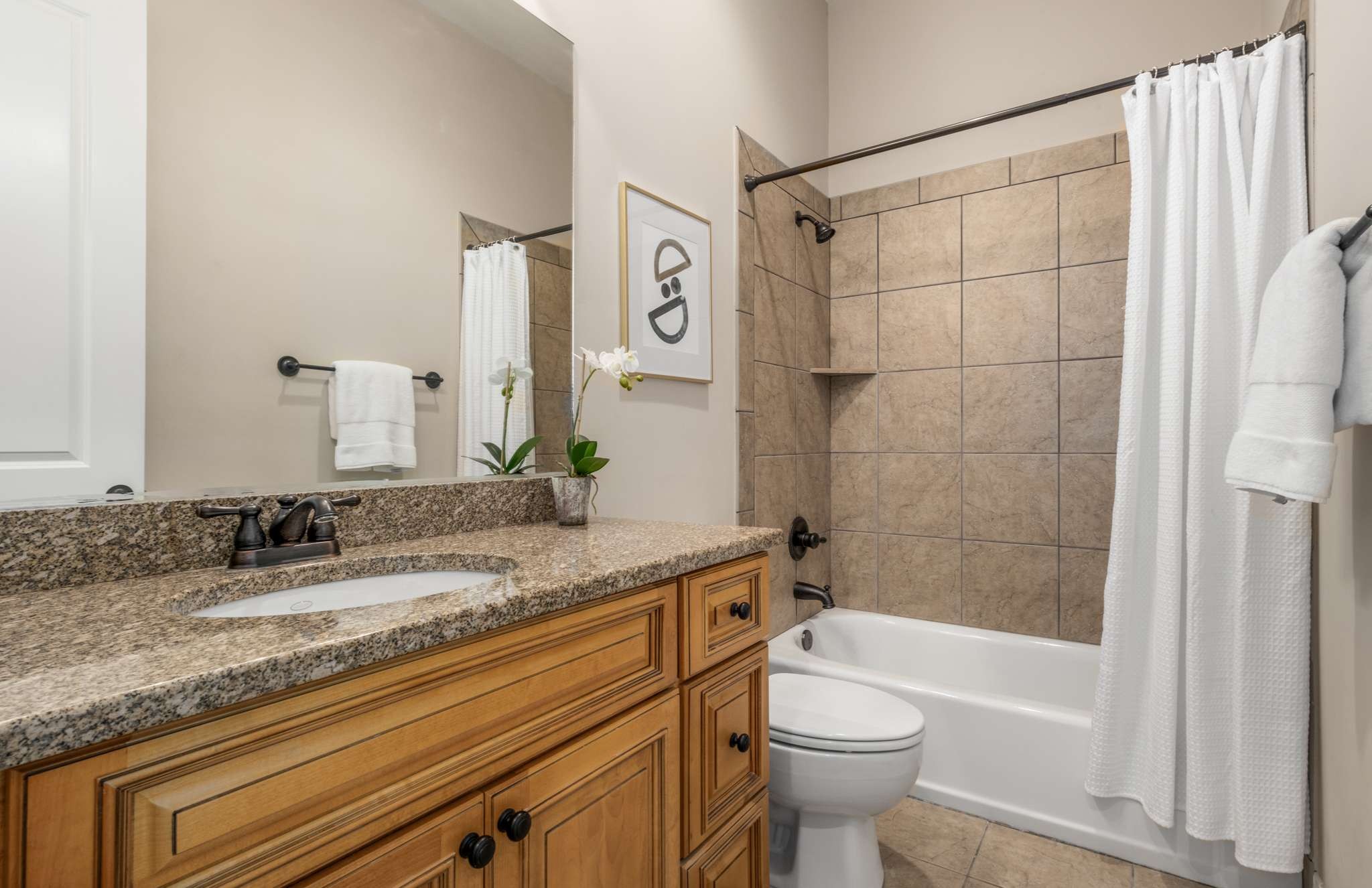 1114A Biltmore Dr