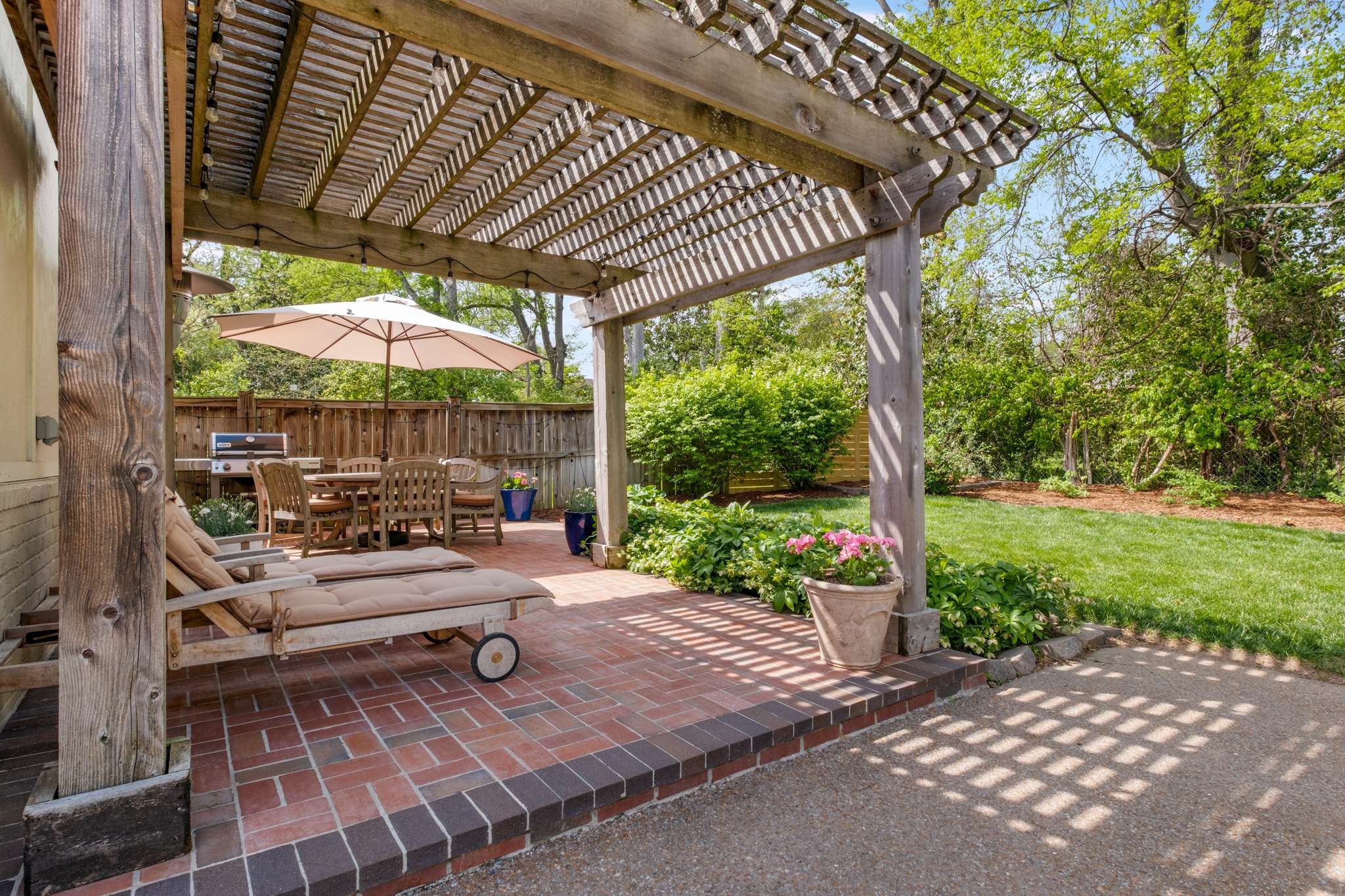 1114A Biltmore Dr