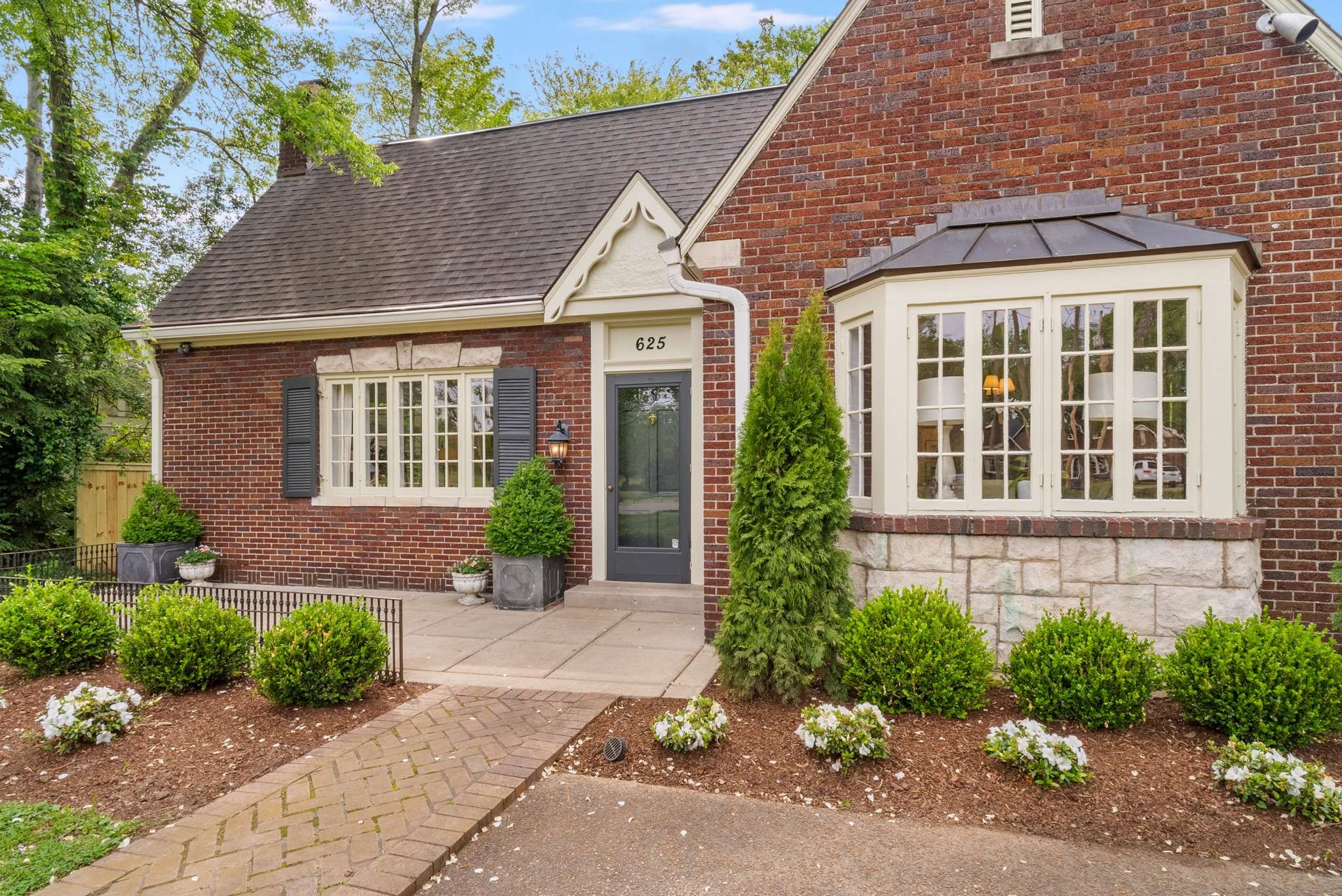 625 Westover Dr