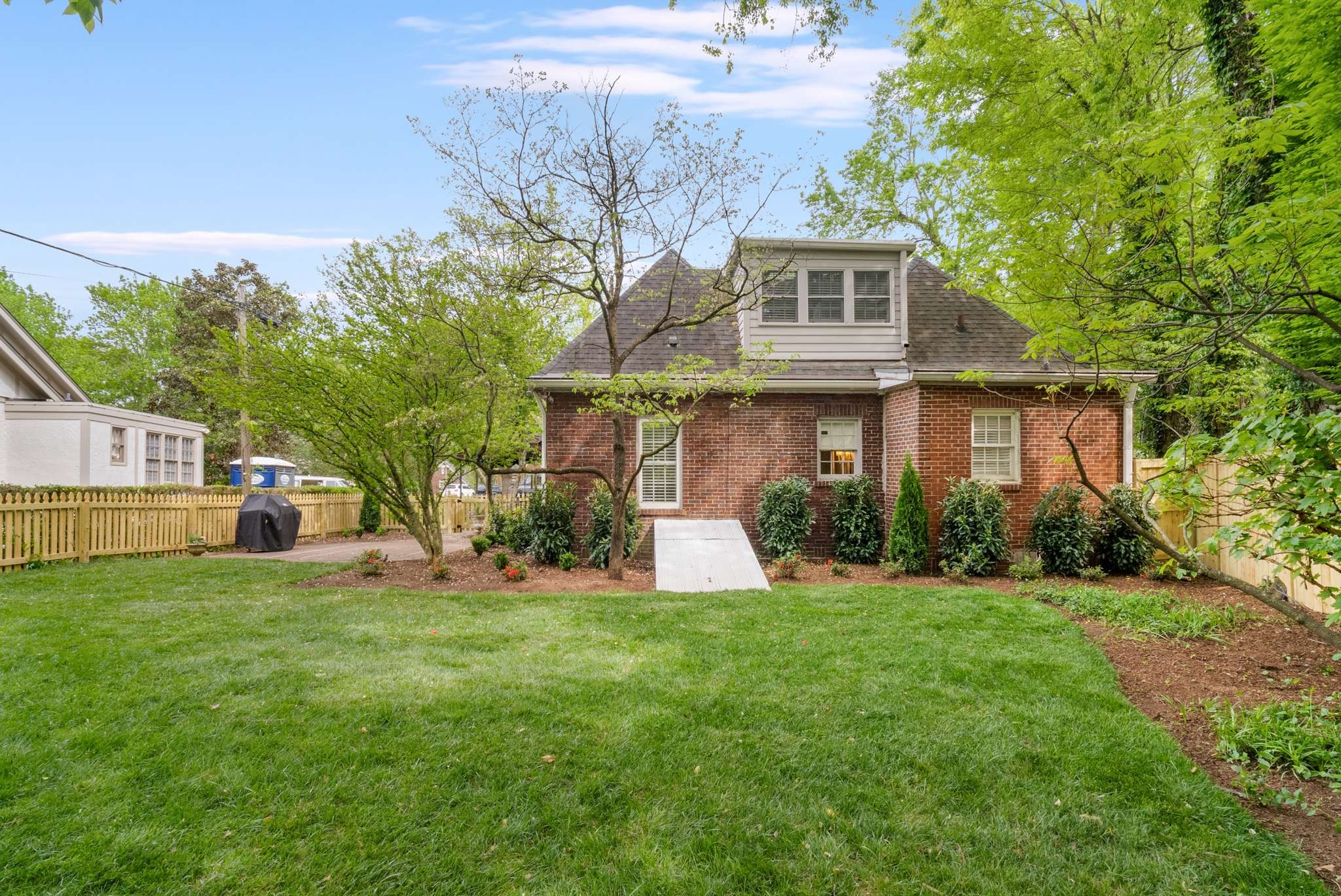 625 Westover Dr