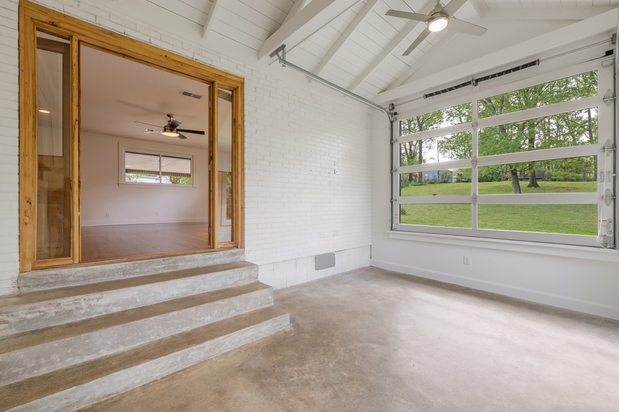 5029 Stillwood Dr