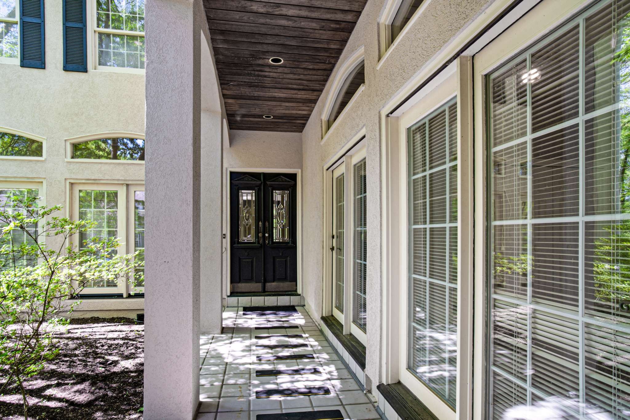 22 Foxhall Close