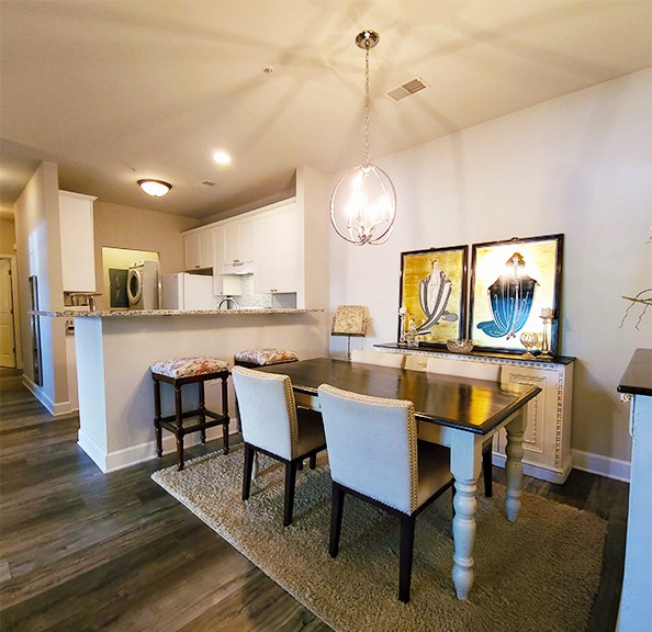 7219 Althorp Way Unit: L4