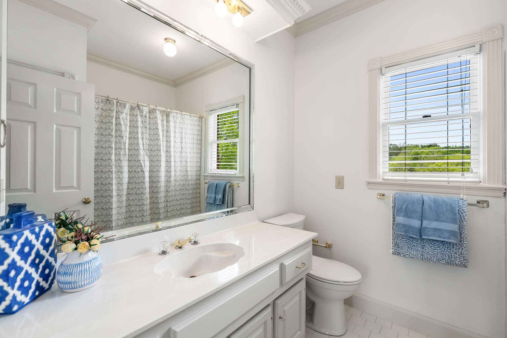 1207 Navaho Dr