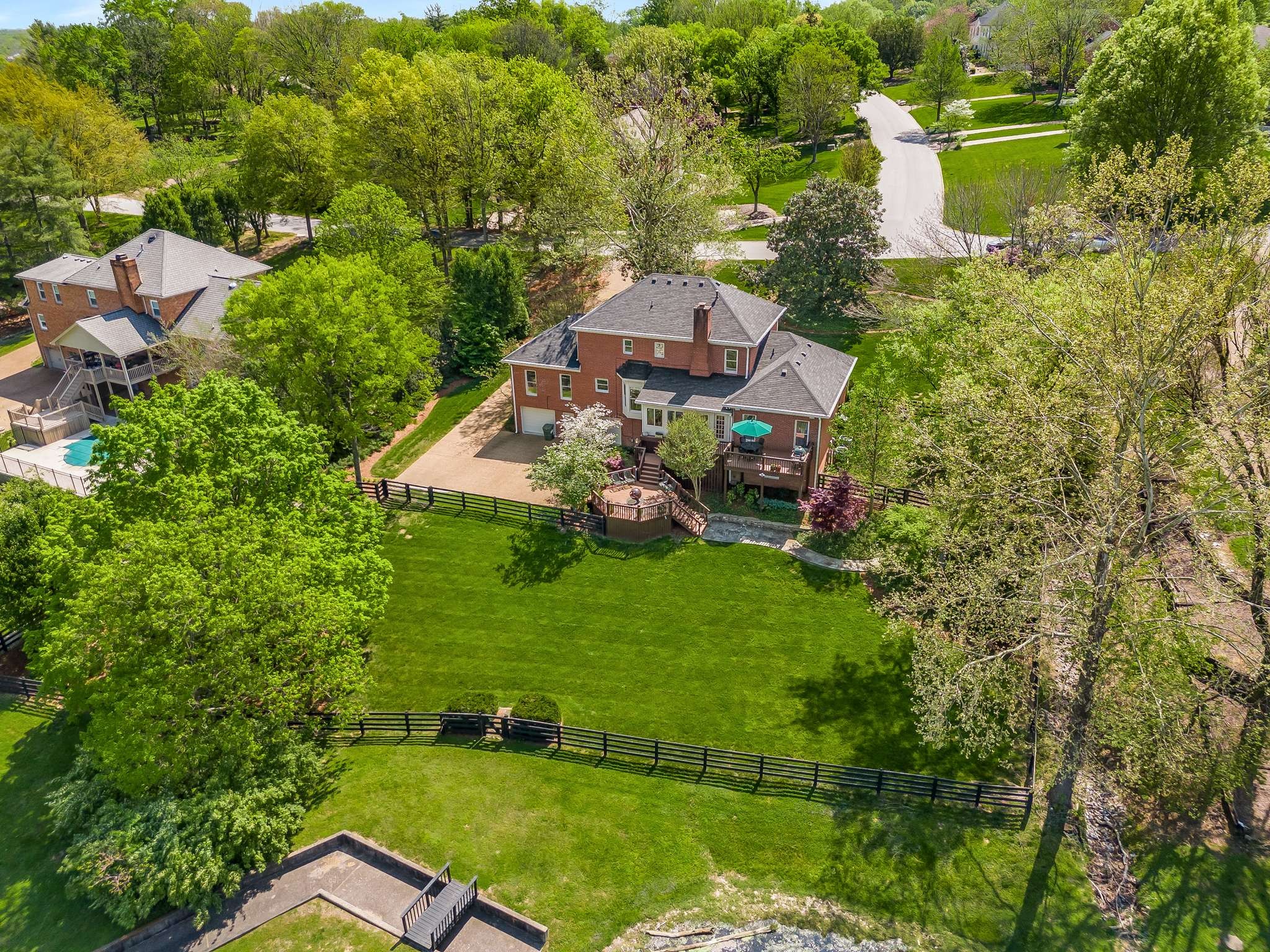1207 Navaho Dr
