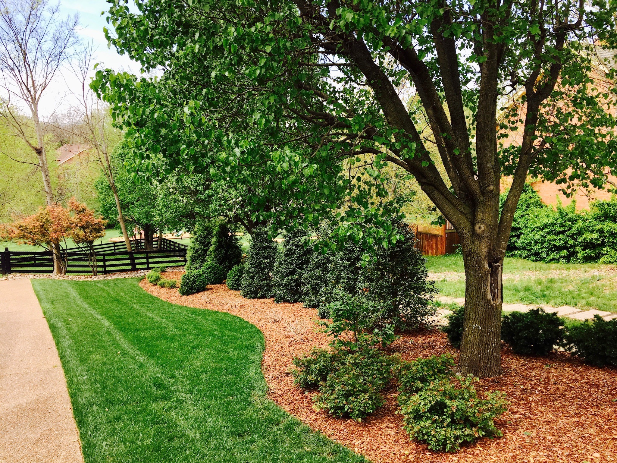1207 Navaho Dr