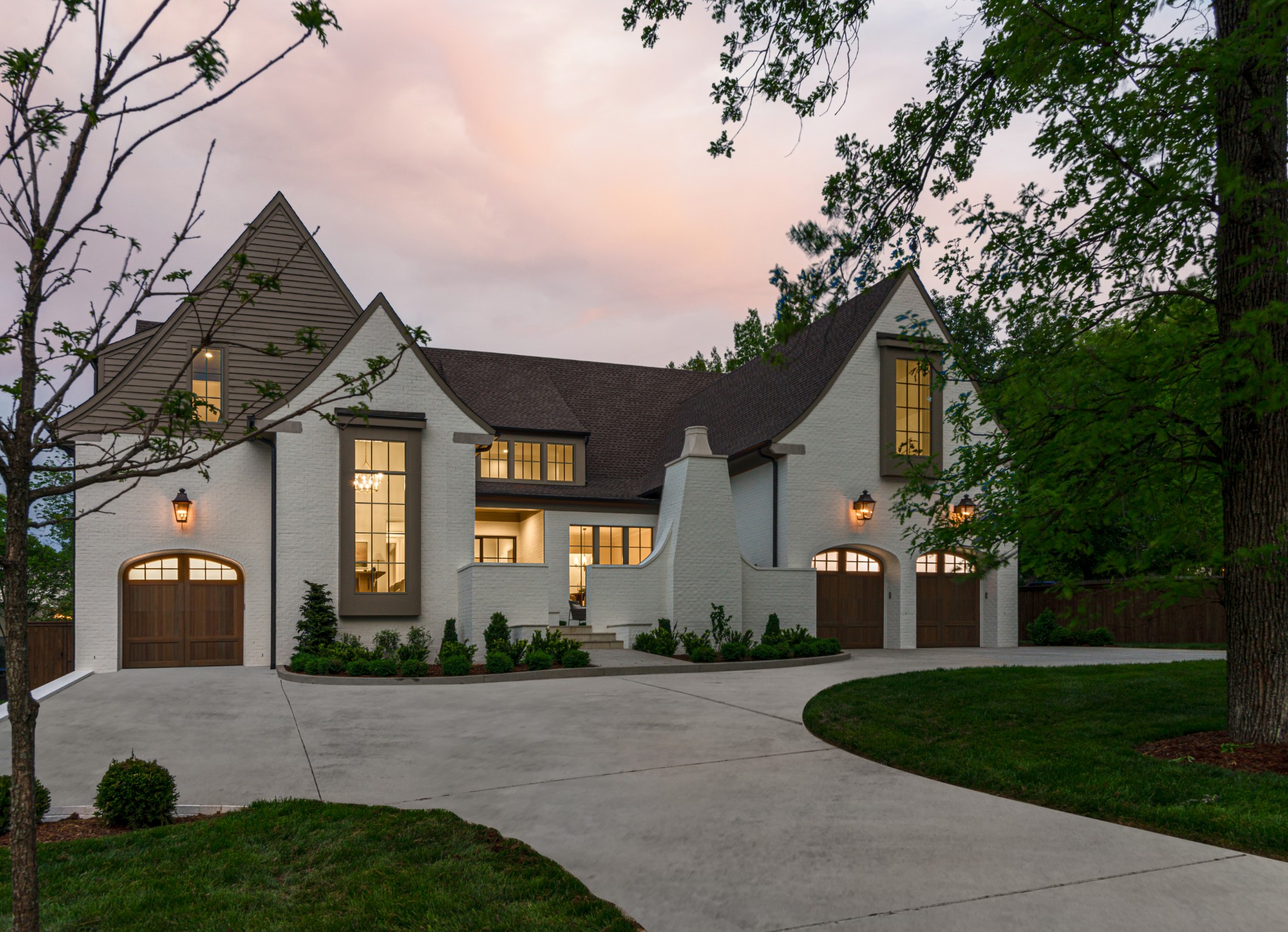 924 Wilson Blvd